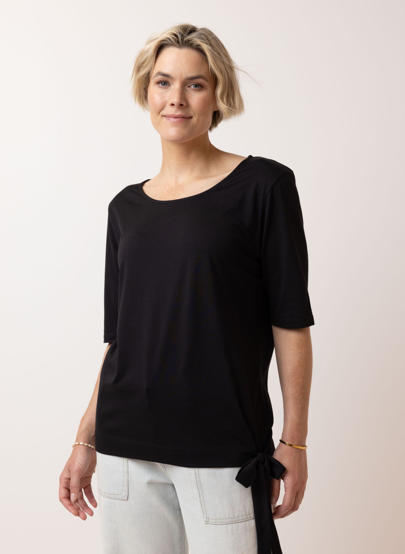 Norah Zwart shirt met strik black 209993-001