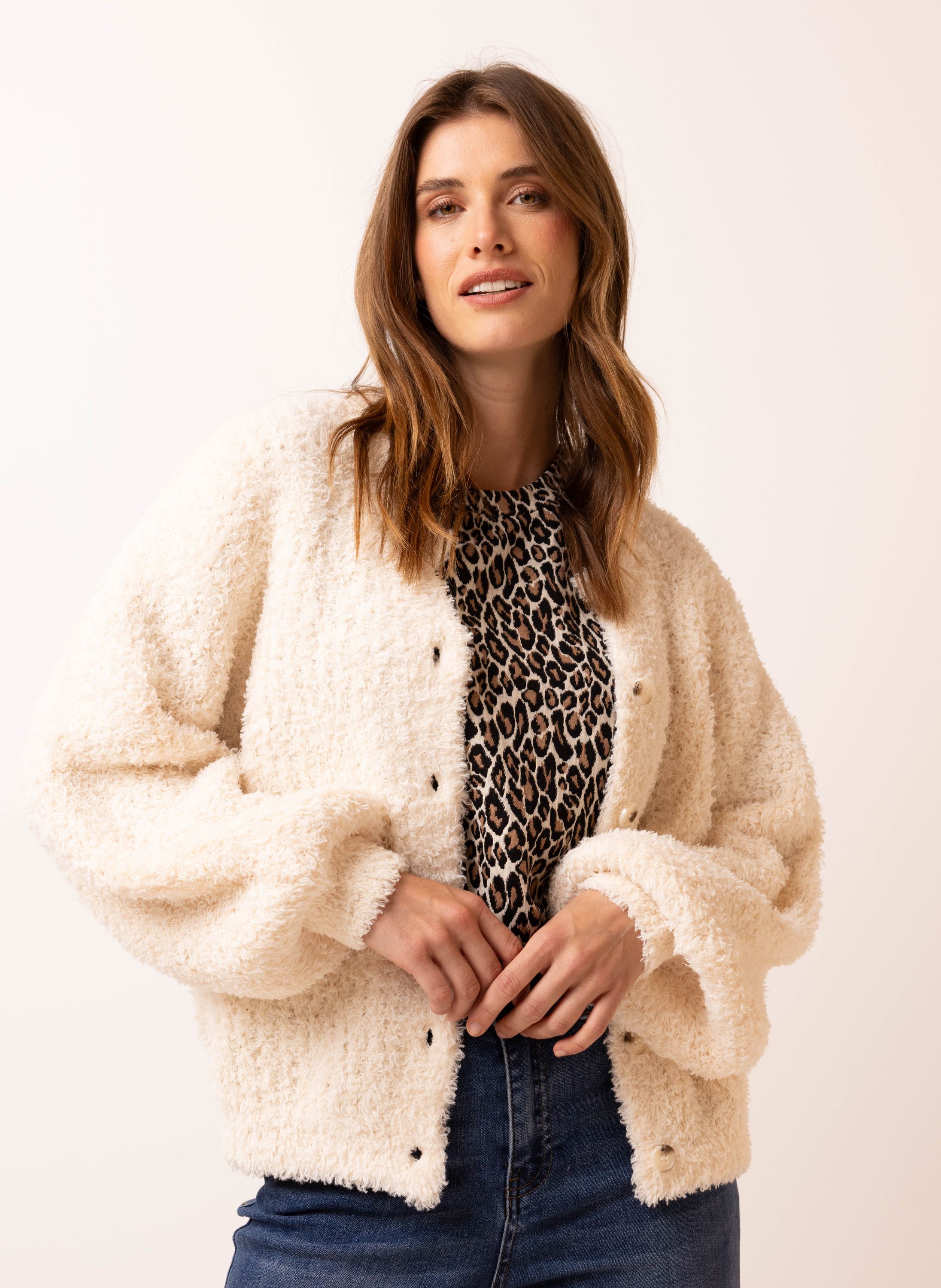 Norah Off-white vest van een zachte stof off-white 213051-101