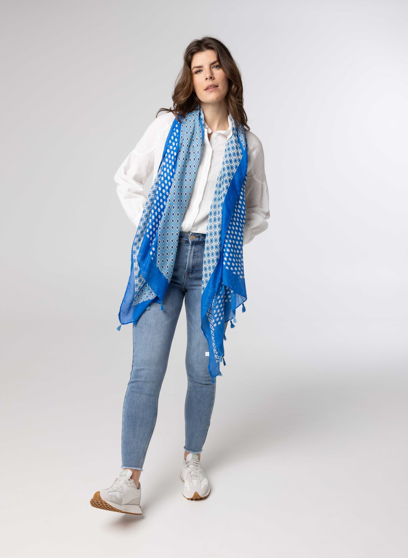Norah Blauwe sjaal met tassels cobalt multicolor 213589-469