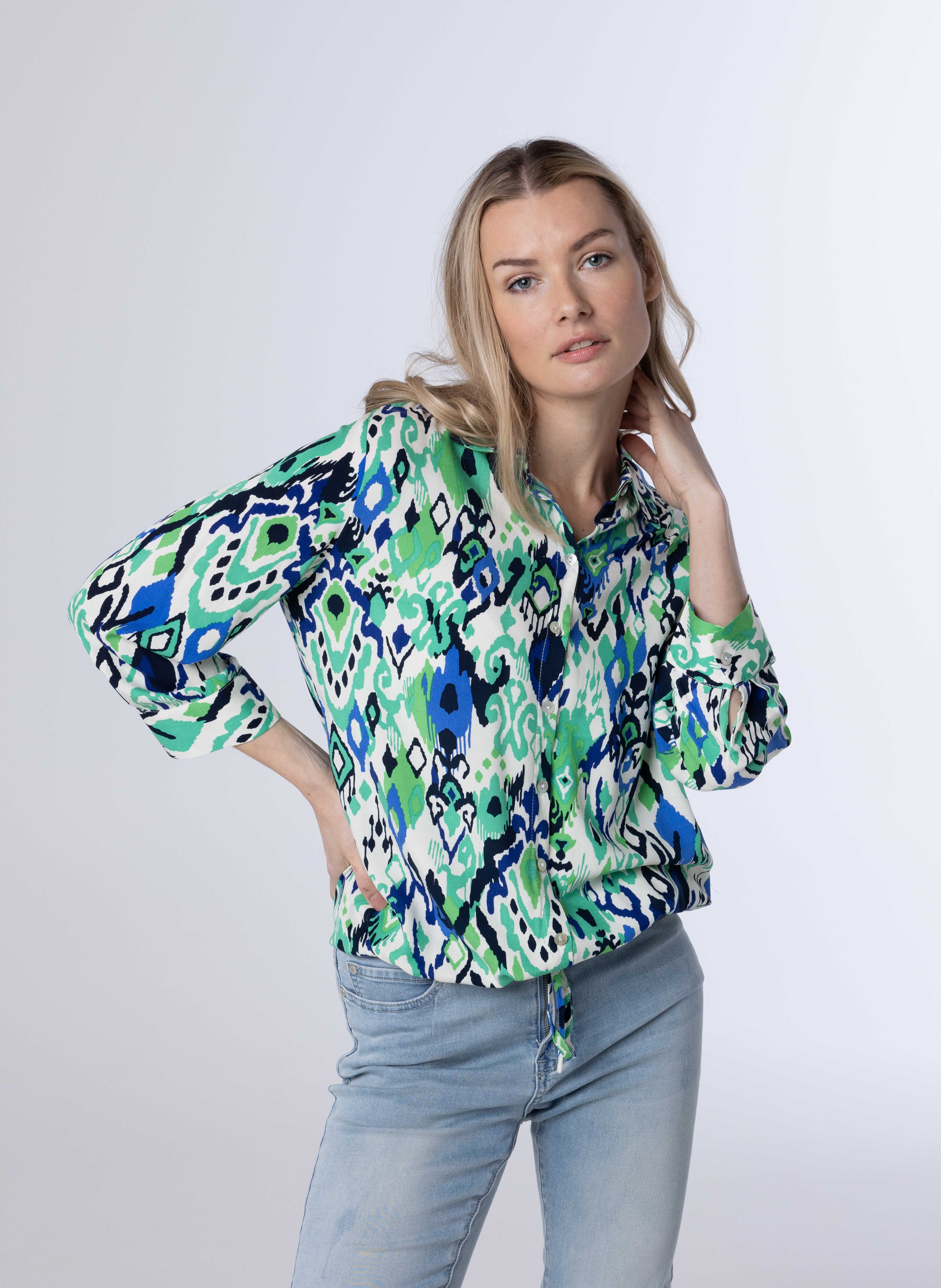 Meerkleurige groene blouse