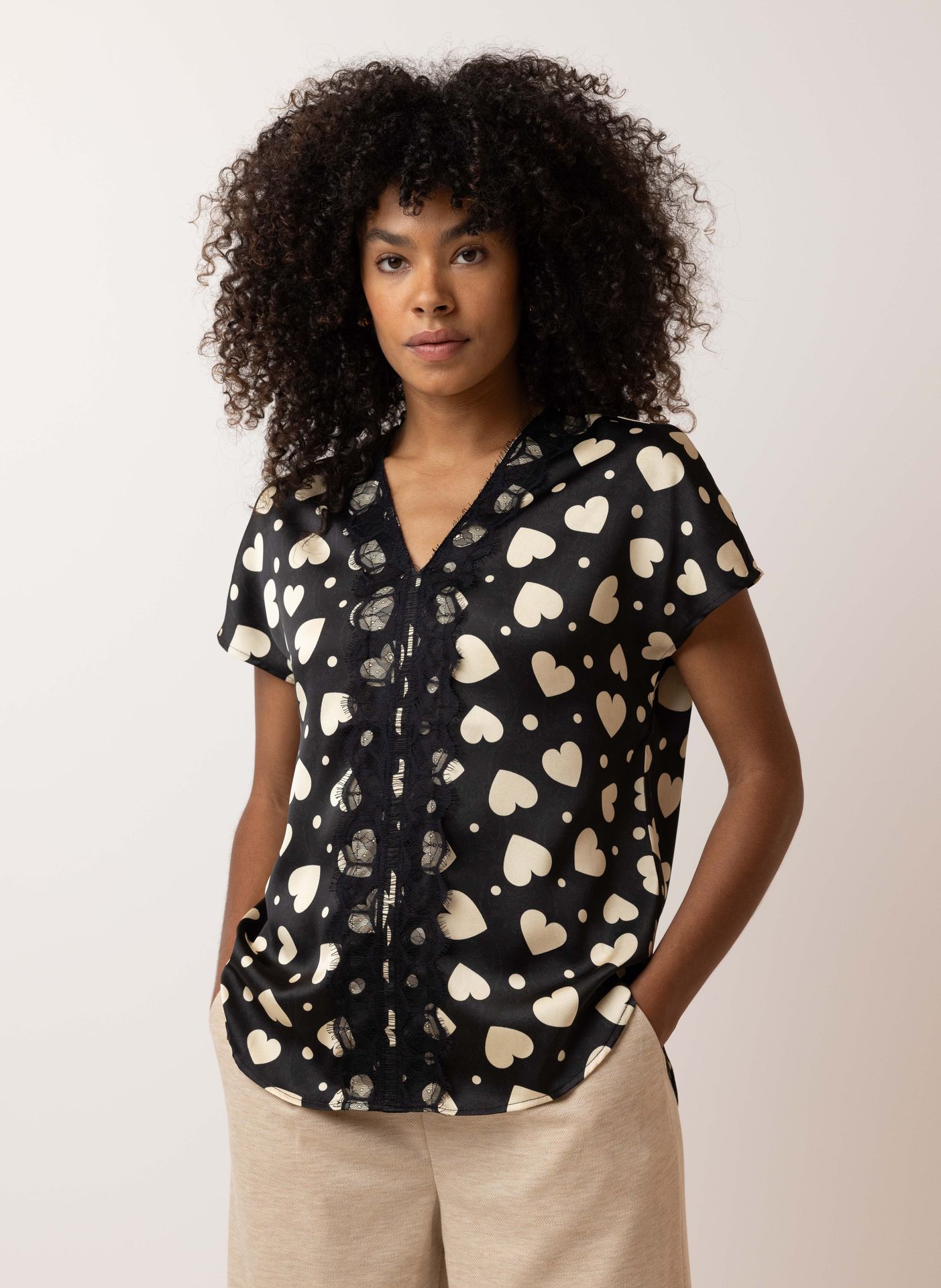 Norah Blouse met hartjes black/ecru 214719-041