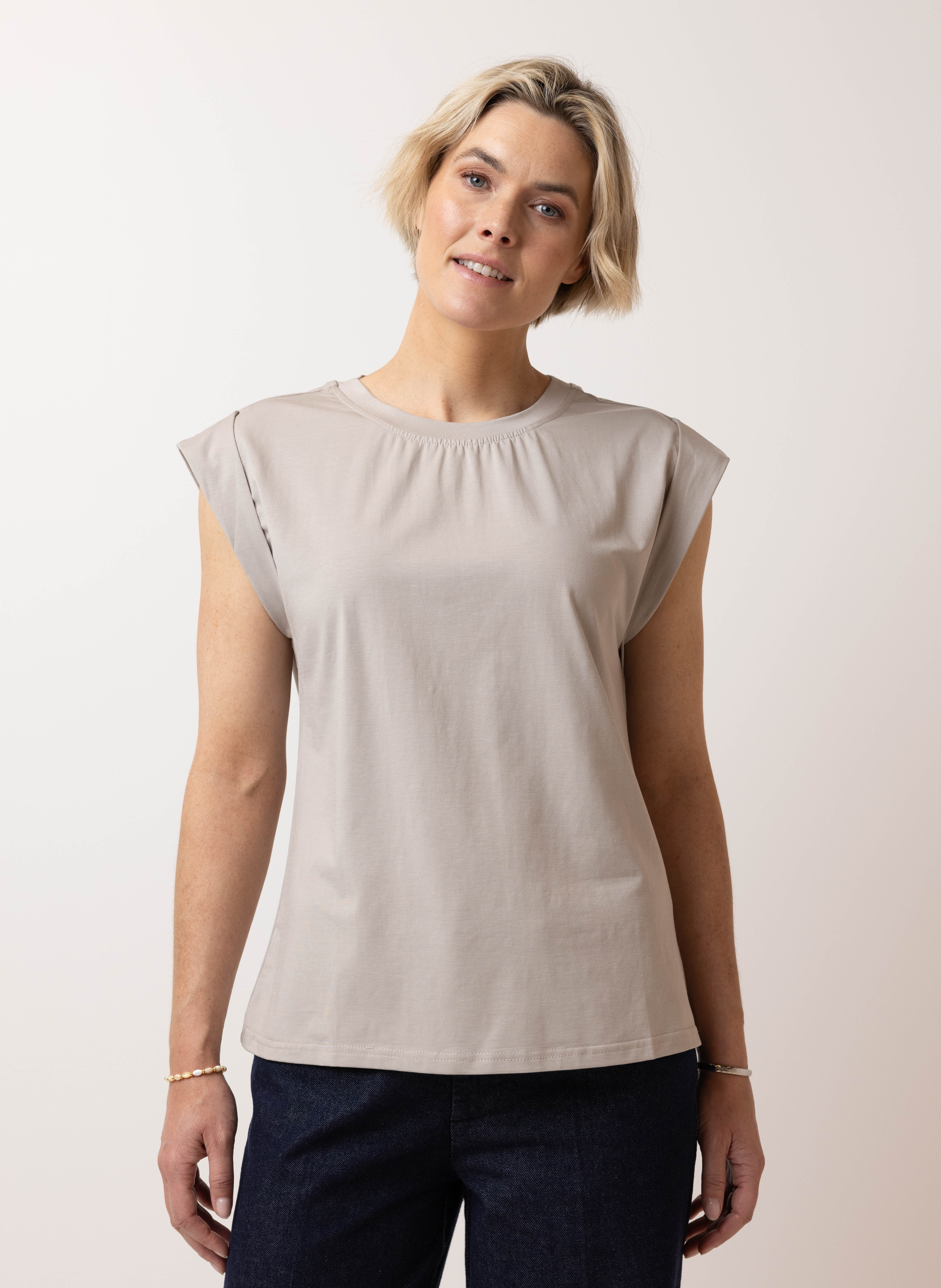 Taupe shirt dames sale