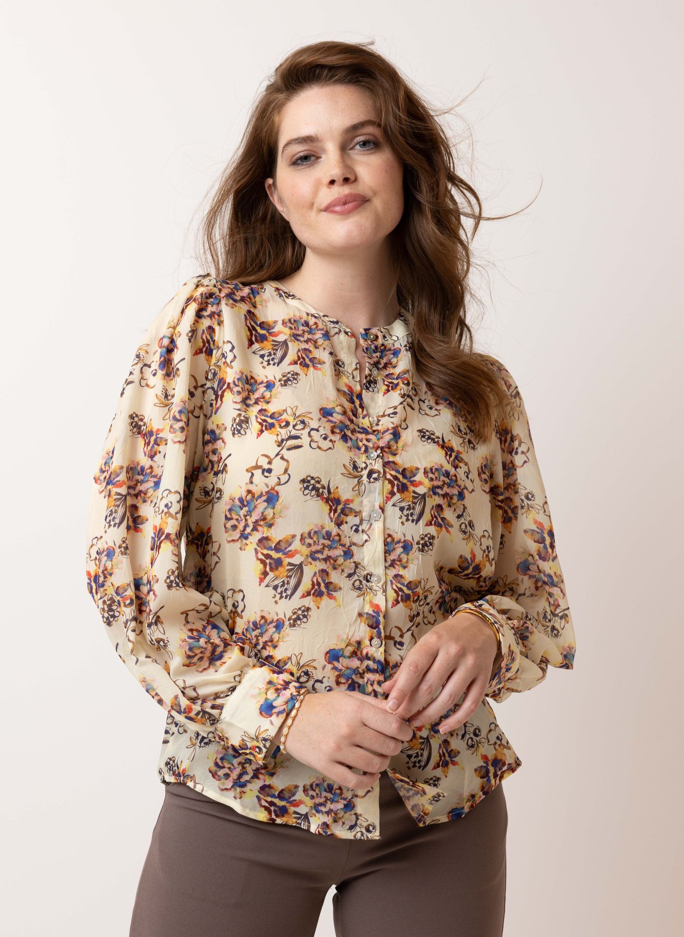 Meerkleurige blouse vanilla multicolor 214857-108-34