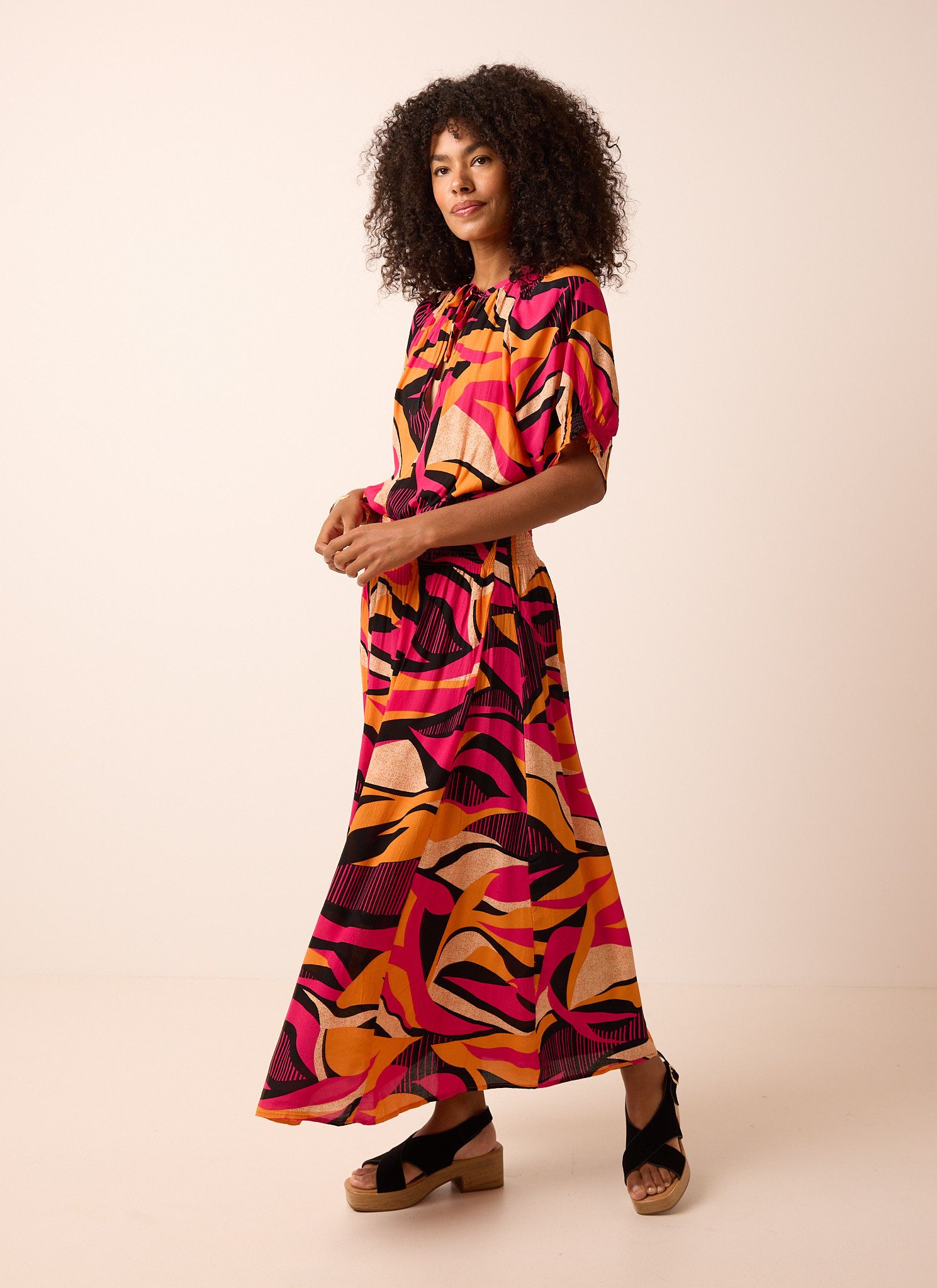 Norah Roze/oranje maxi jurk met grafische print multicolor 214971-002