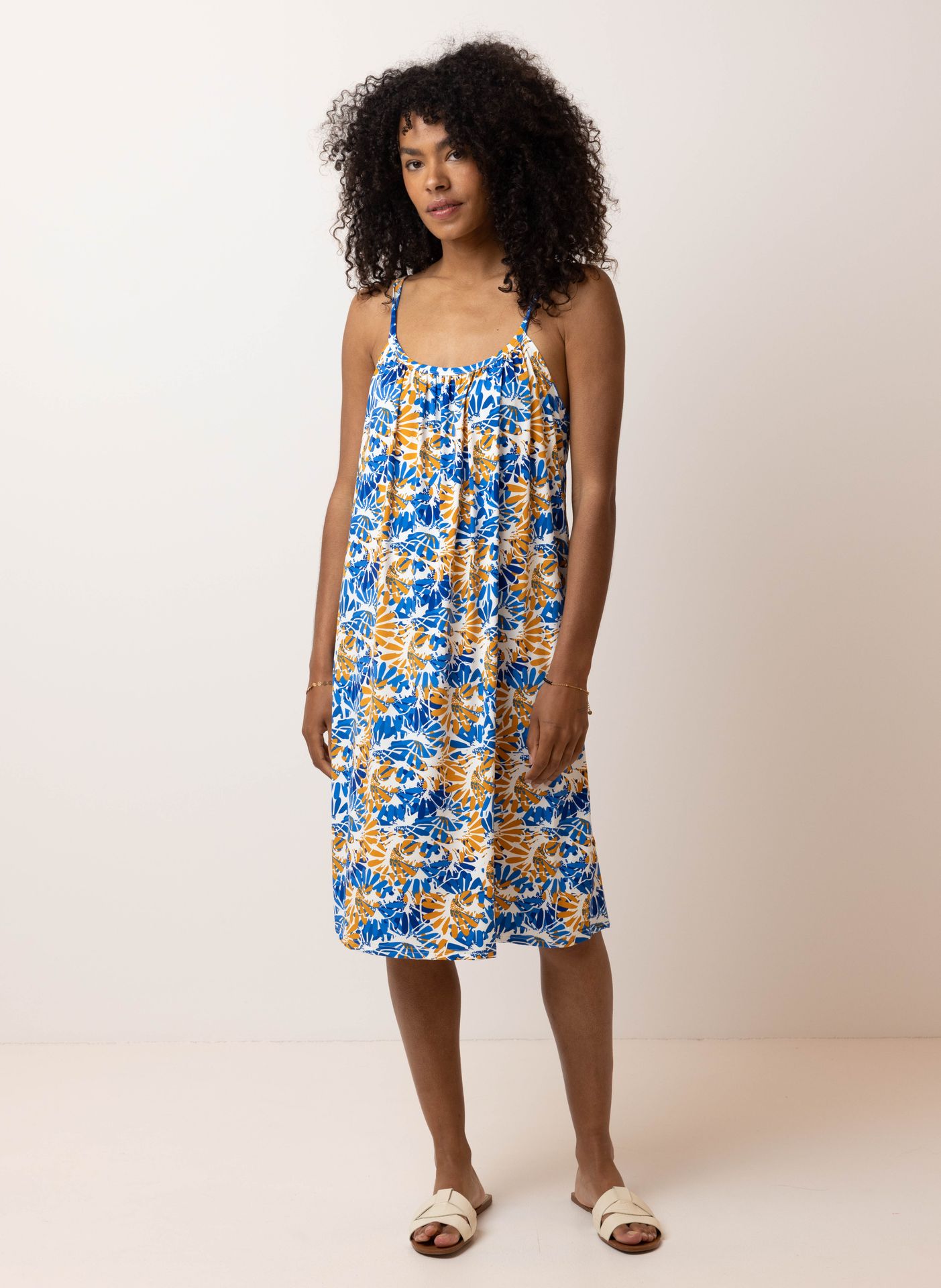 Norah Meerkleurige midi jurk blue multicolor 215012-420