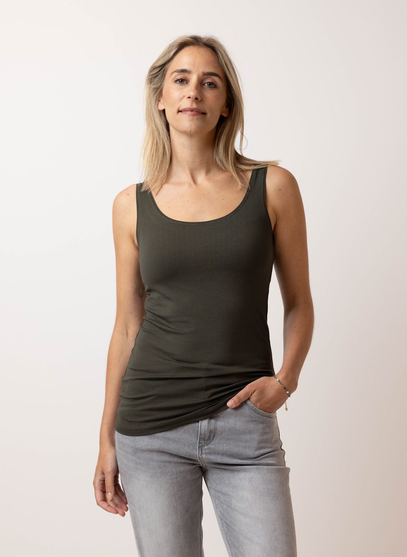 Norah Top Marianne legergroen dark army 215050-580