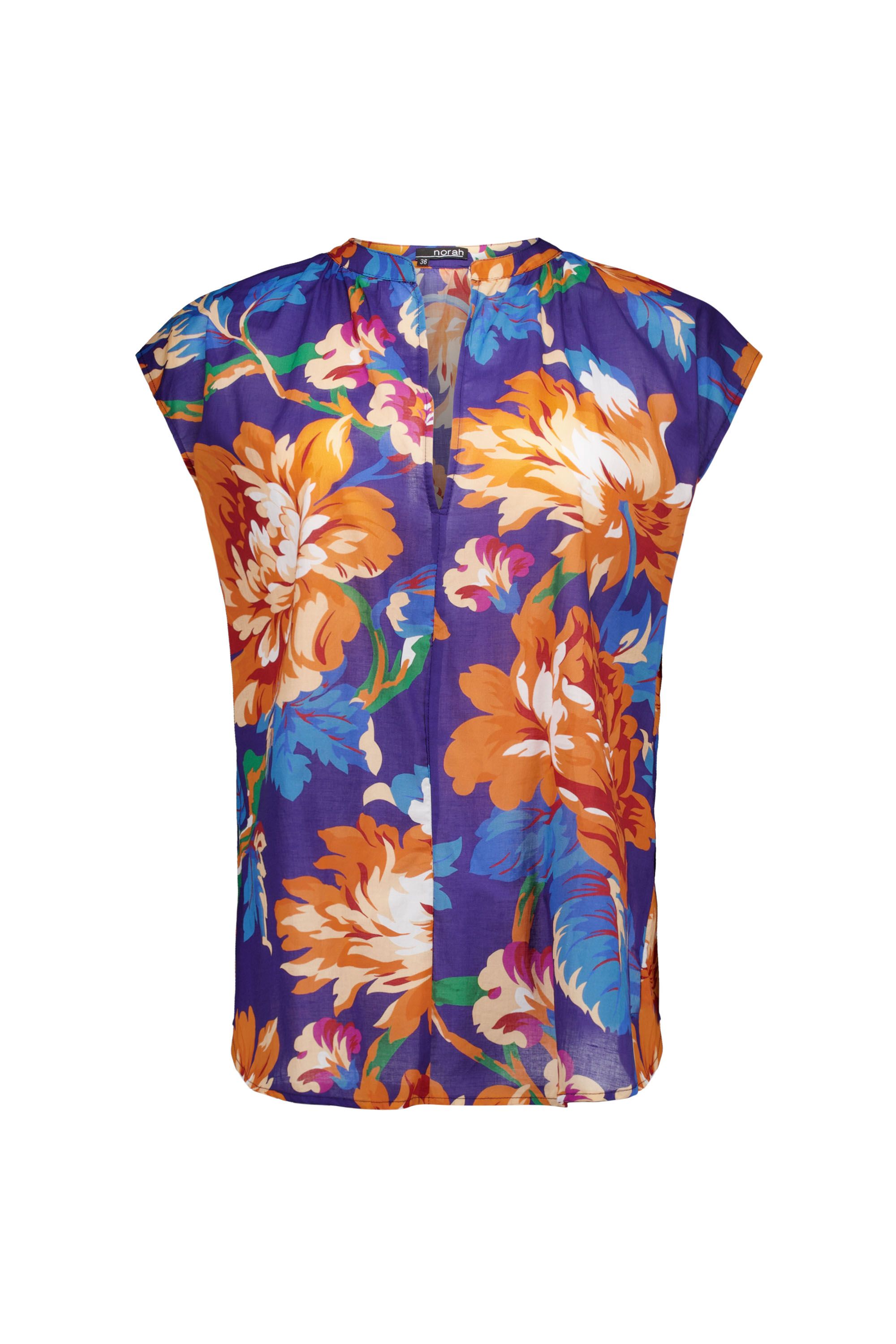 Norah Donkerblauwe blouse met bloemenprint blue multicolor 215088-420