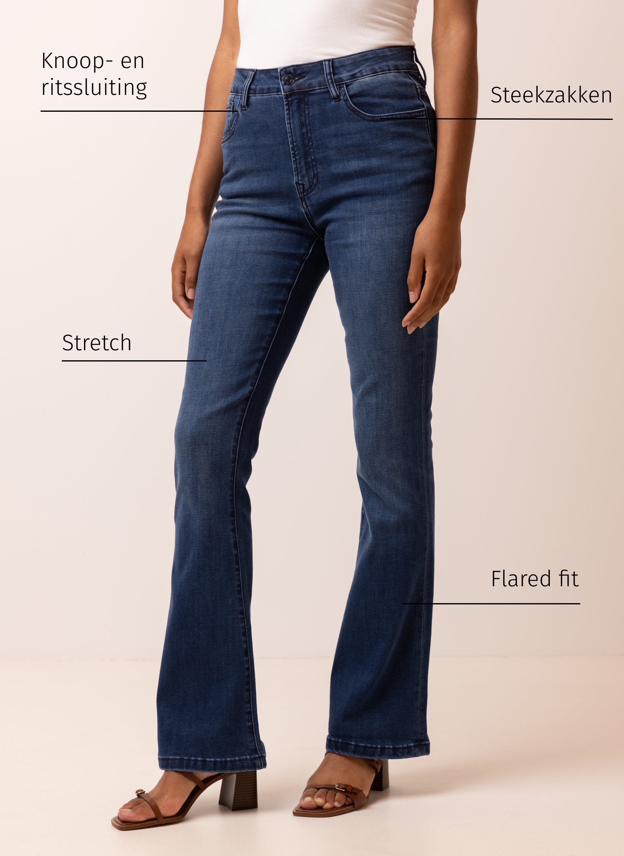 Flora jeans | Flared | Blauw | L32 | Norah Dameskleding maat 34 t/m 48