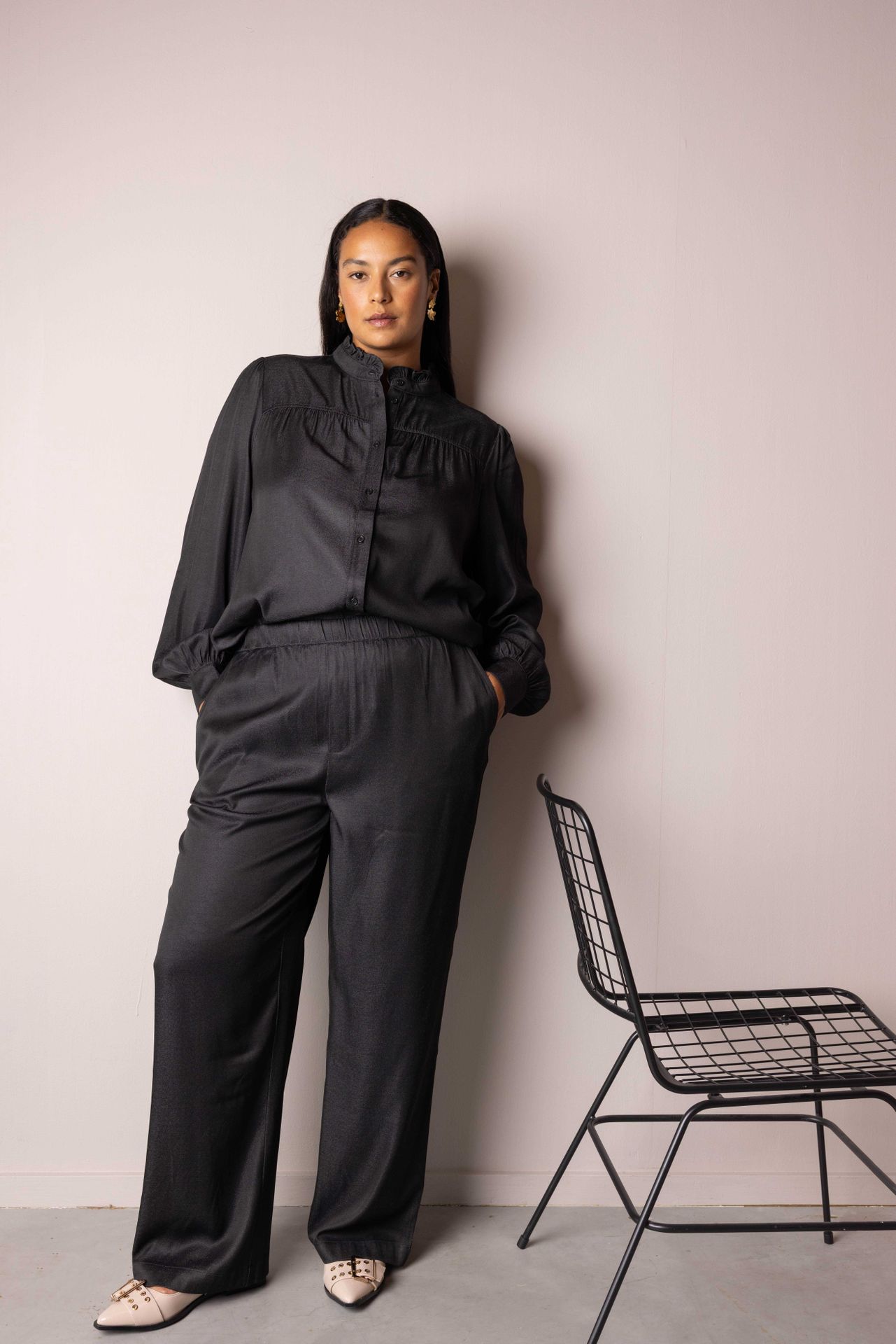 Norah Donkergrijze rechte broek dark grey 215219-096-34