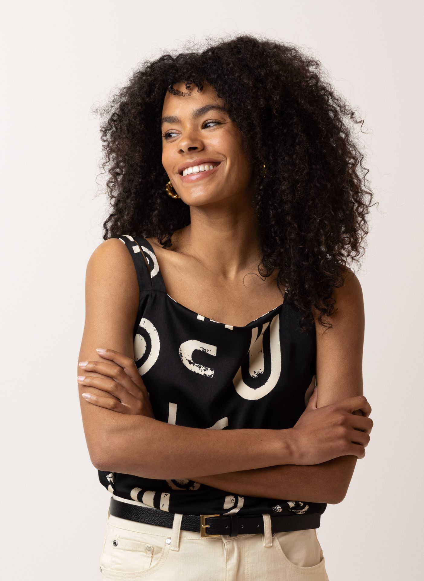 Norah Zwarte top met glans black/ecru 215235-041