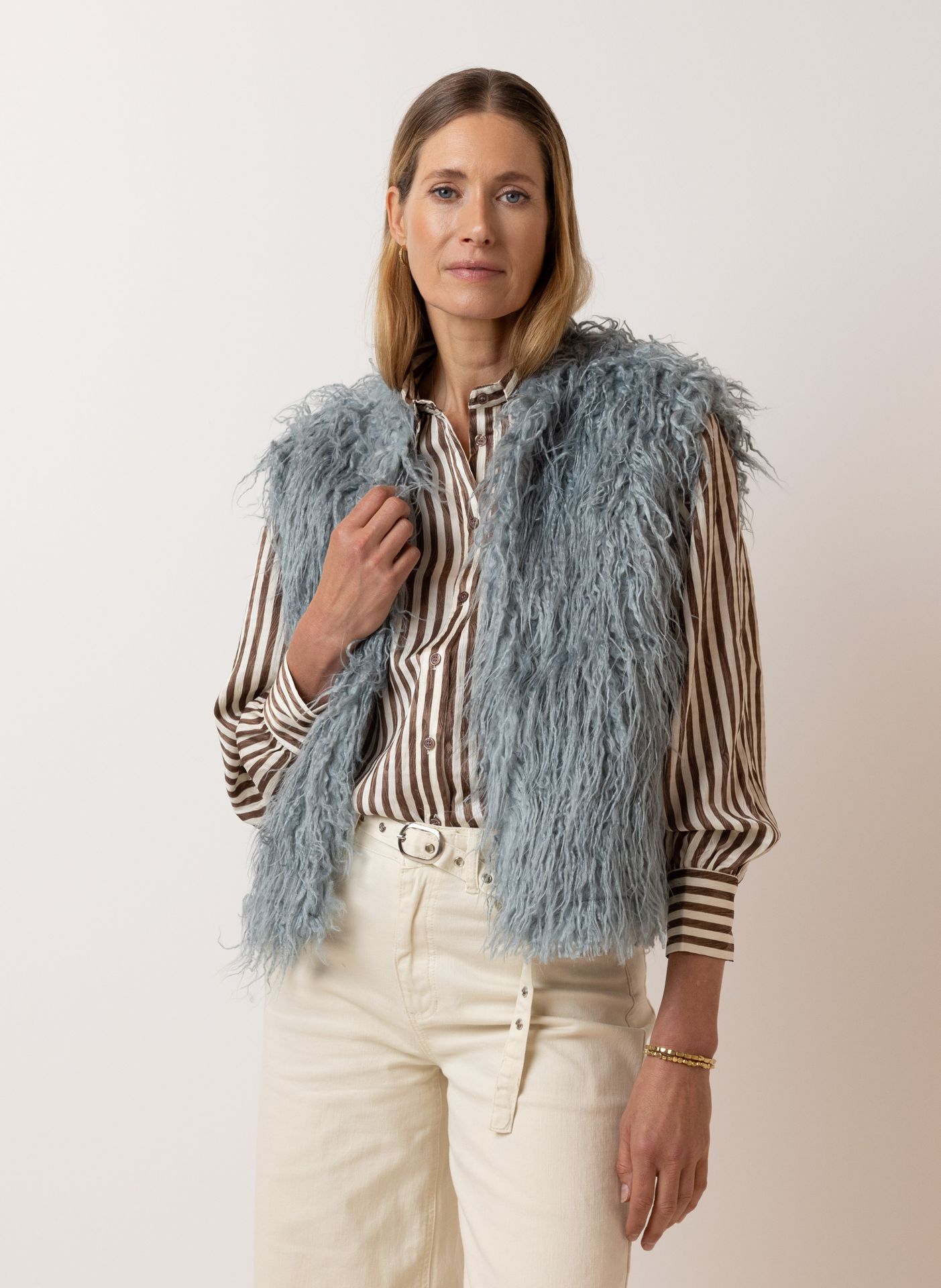  Blauw gilet faux fur denim blue 215626-472-38