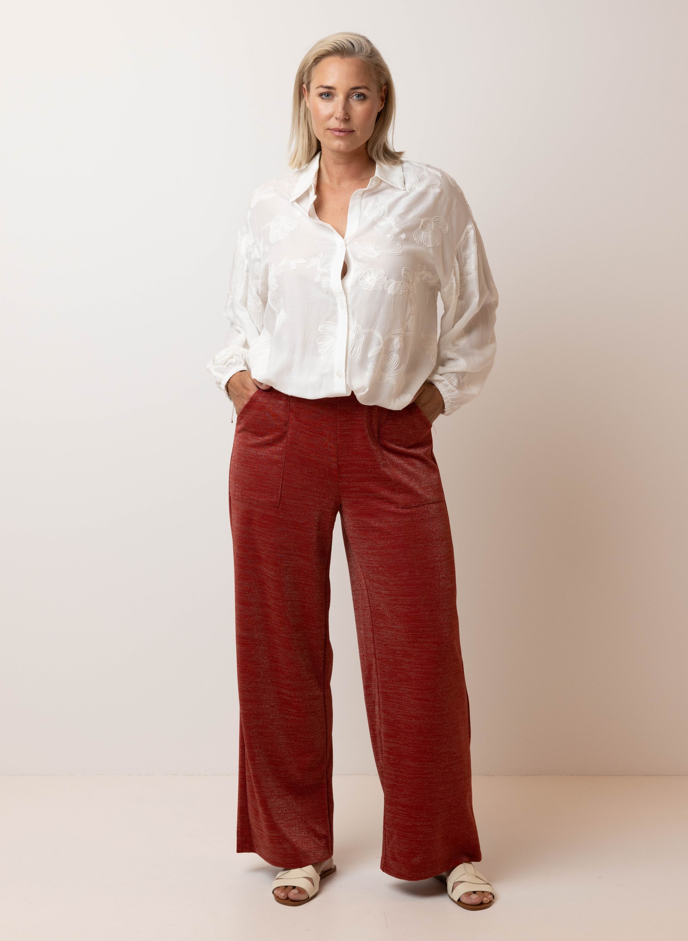 Norah Donkerroze wijde broek met glans dark rose 215741-998