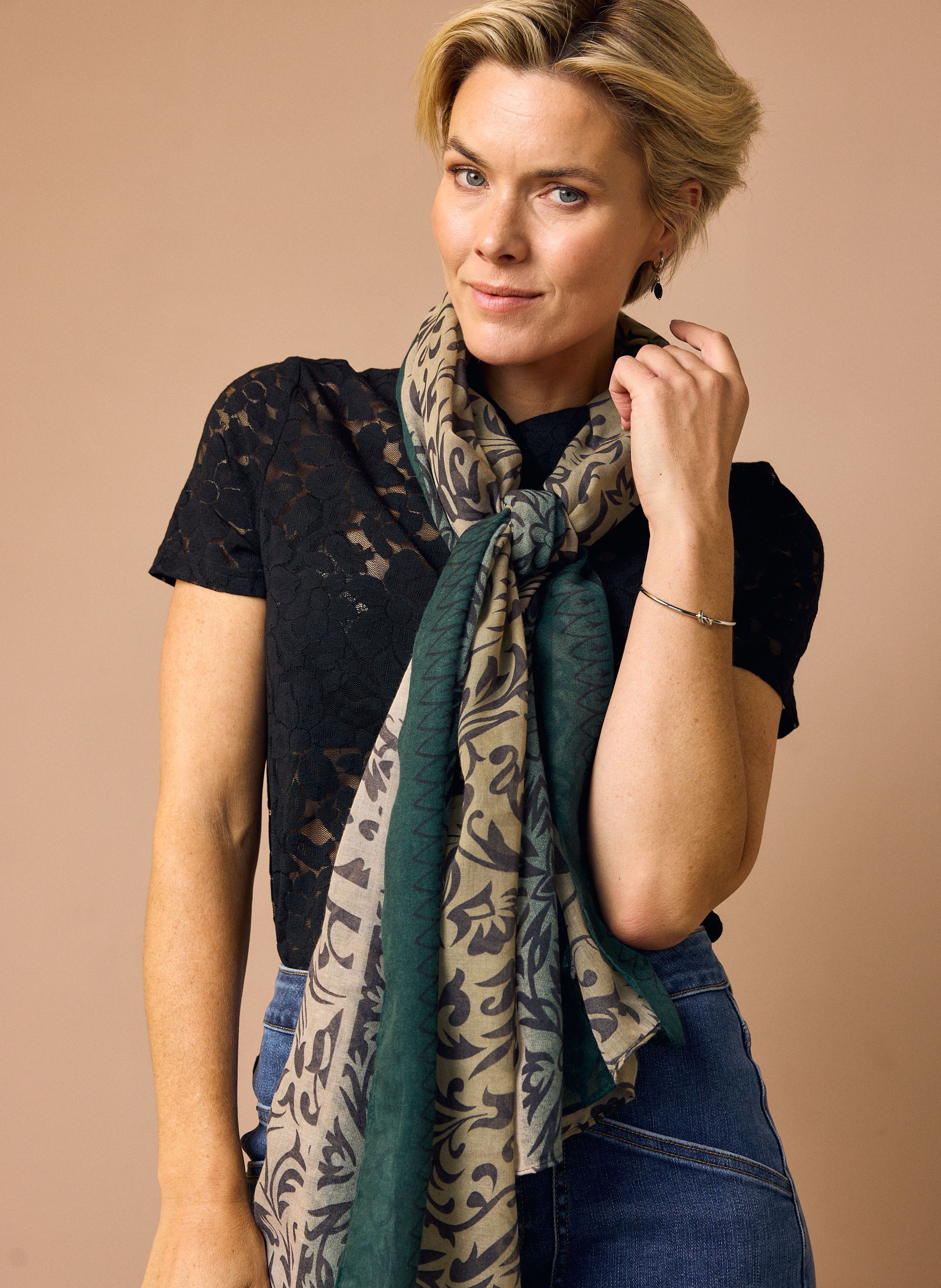 Norah Groene sjaal met grafische print green multicolor 215772-520