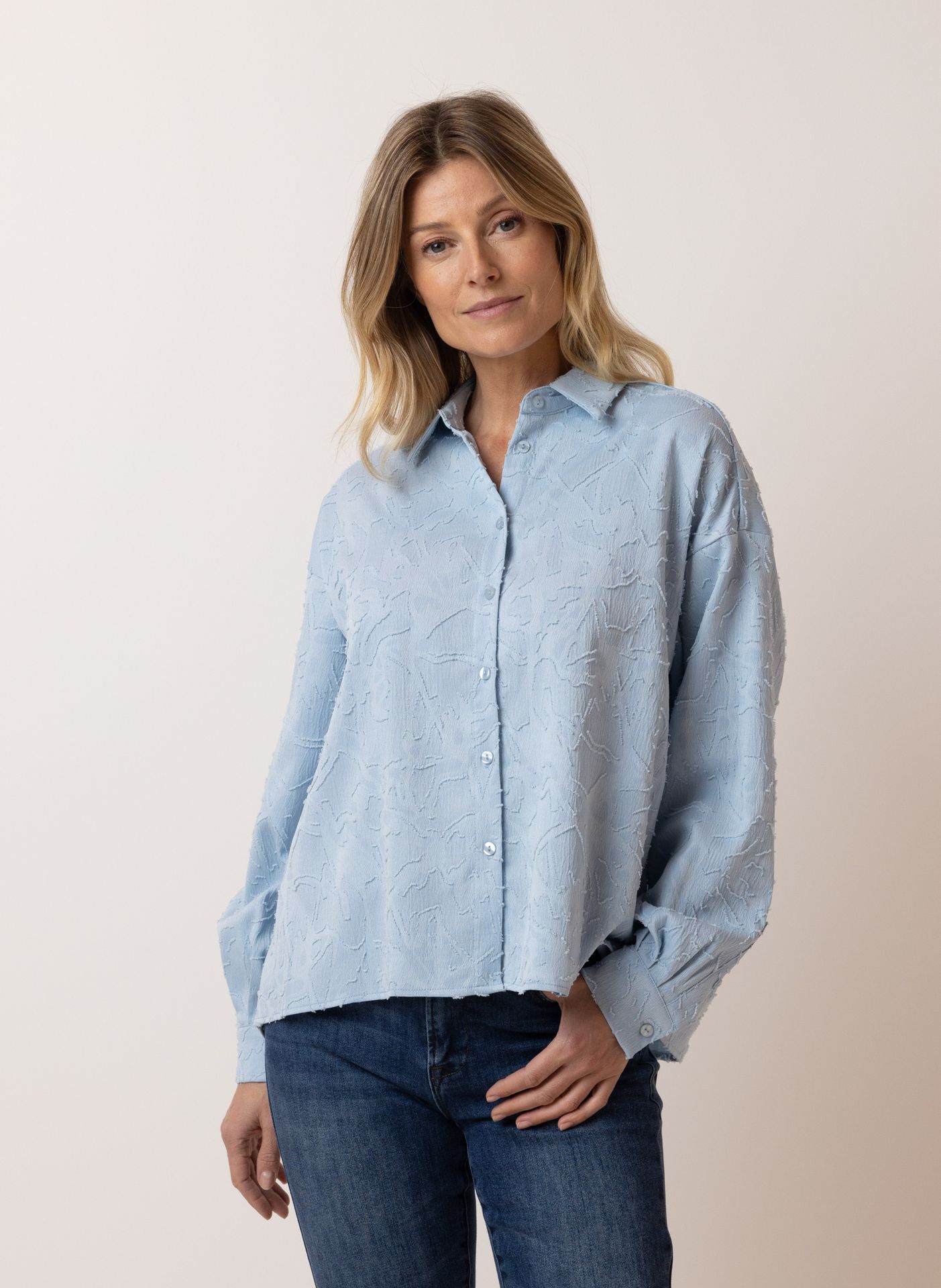 Norah Lichtblauwe blouse blue 216180-400