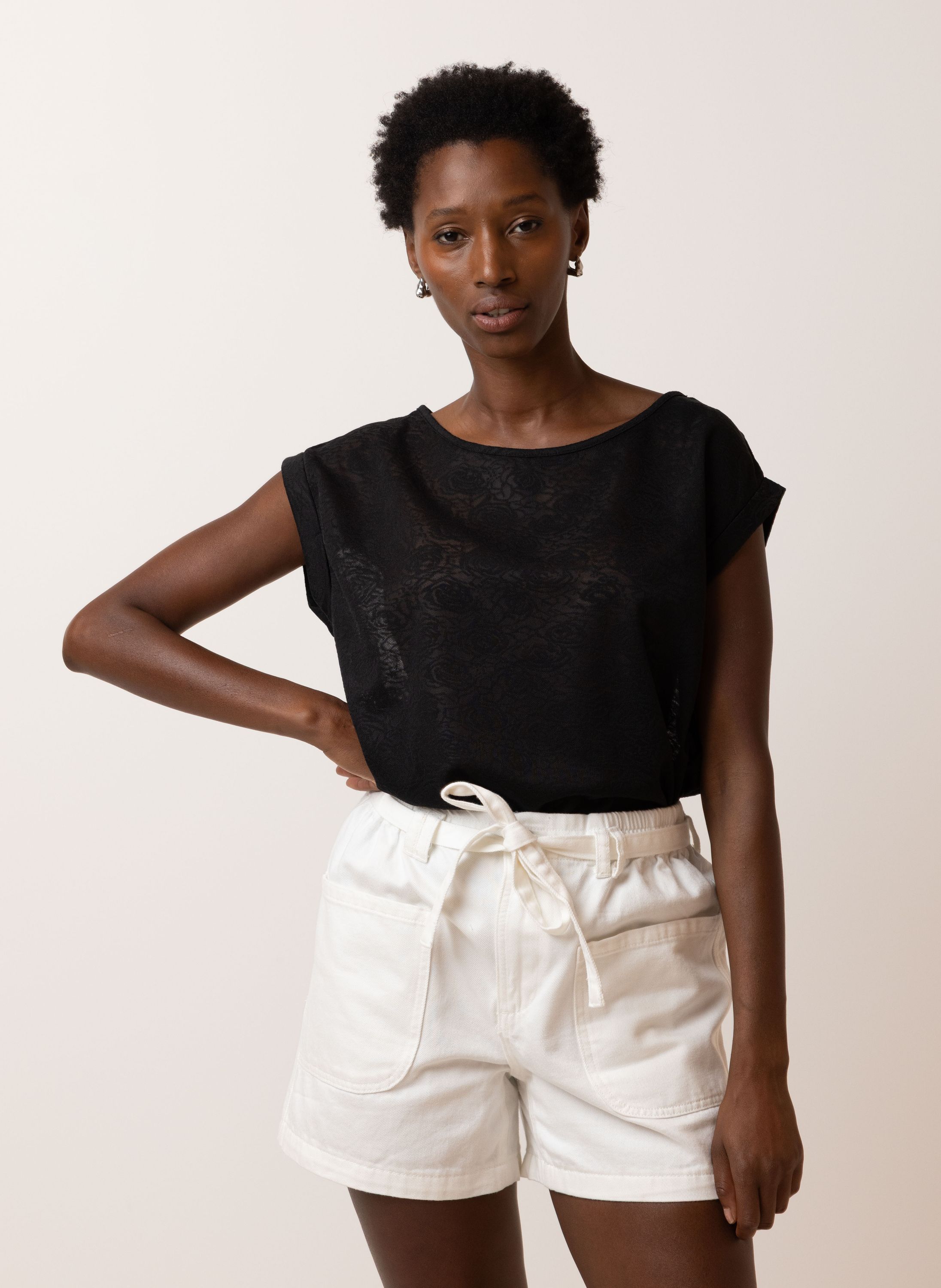 Norah Zwart shirt met bloemenstructuur black 216364-001