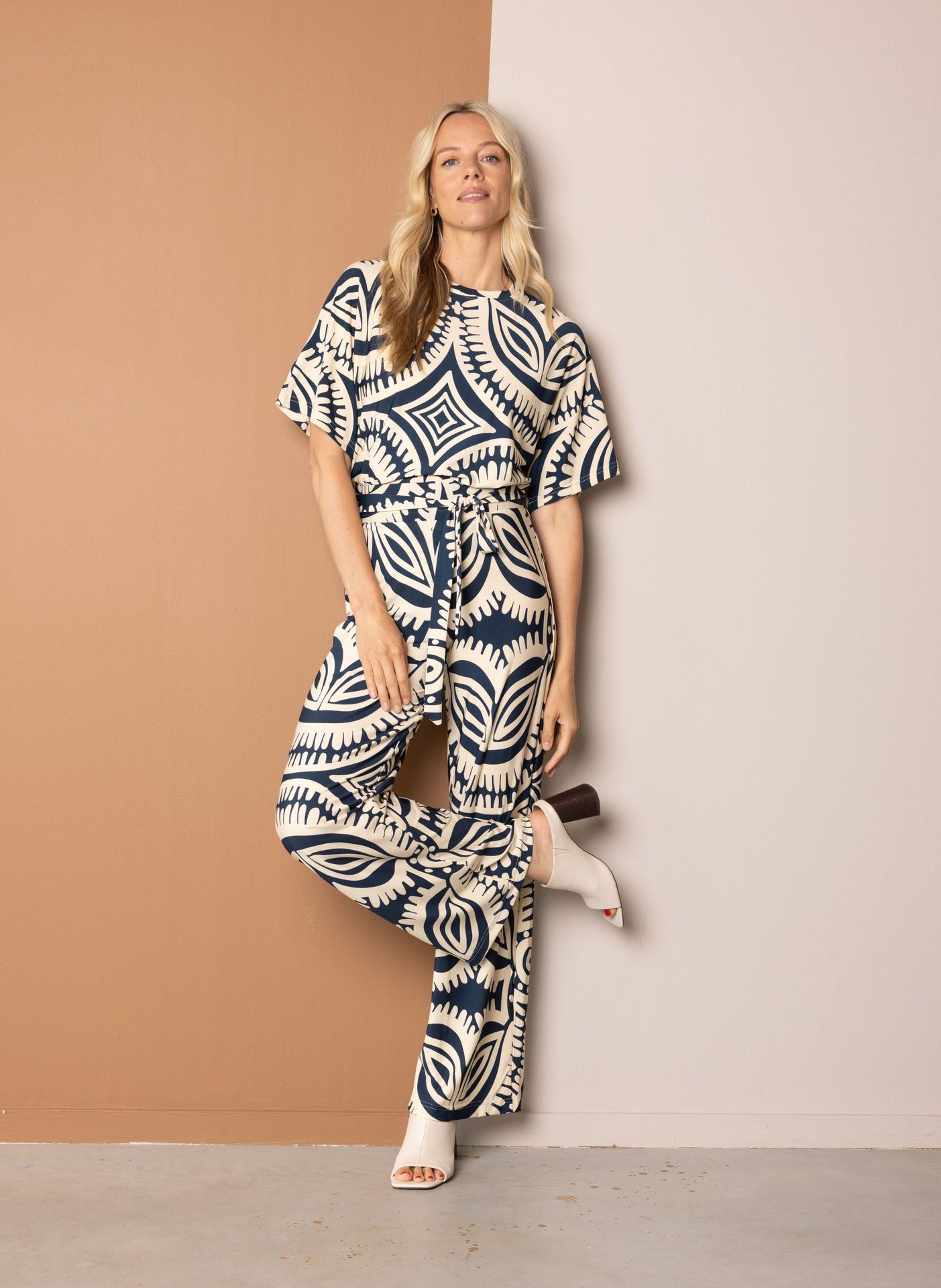 Norah Ecru/blauwe wijde broek met grafische print ecru/blue 216772-174