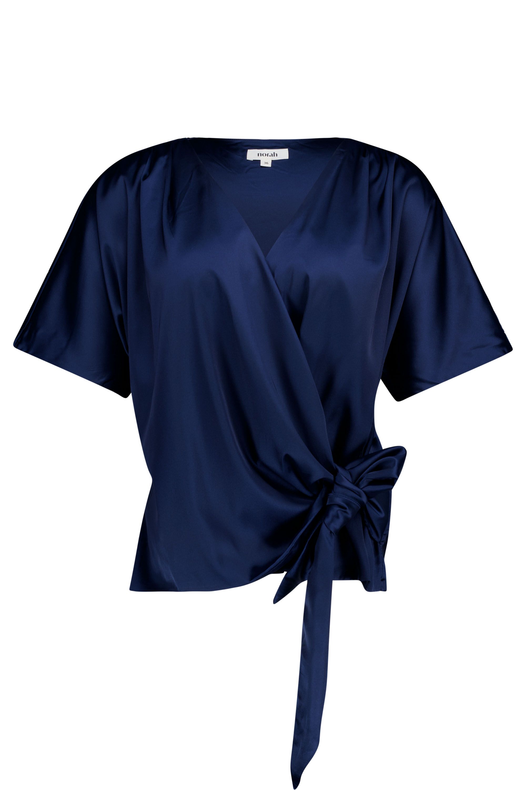 Norah Donkerblauwe satijnen overslagblouse dark blue 217025-499