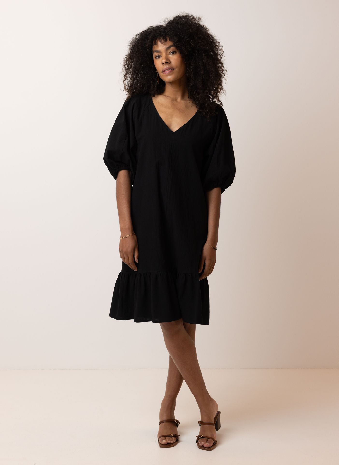Norah Zwarte midi jurk black 217053-001