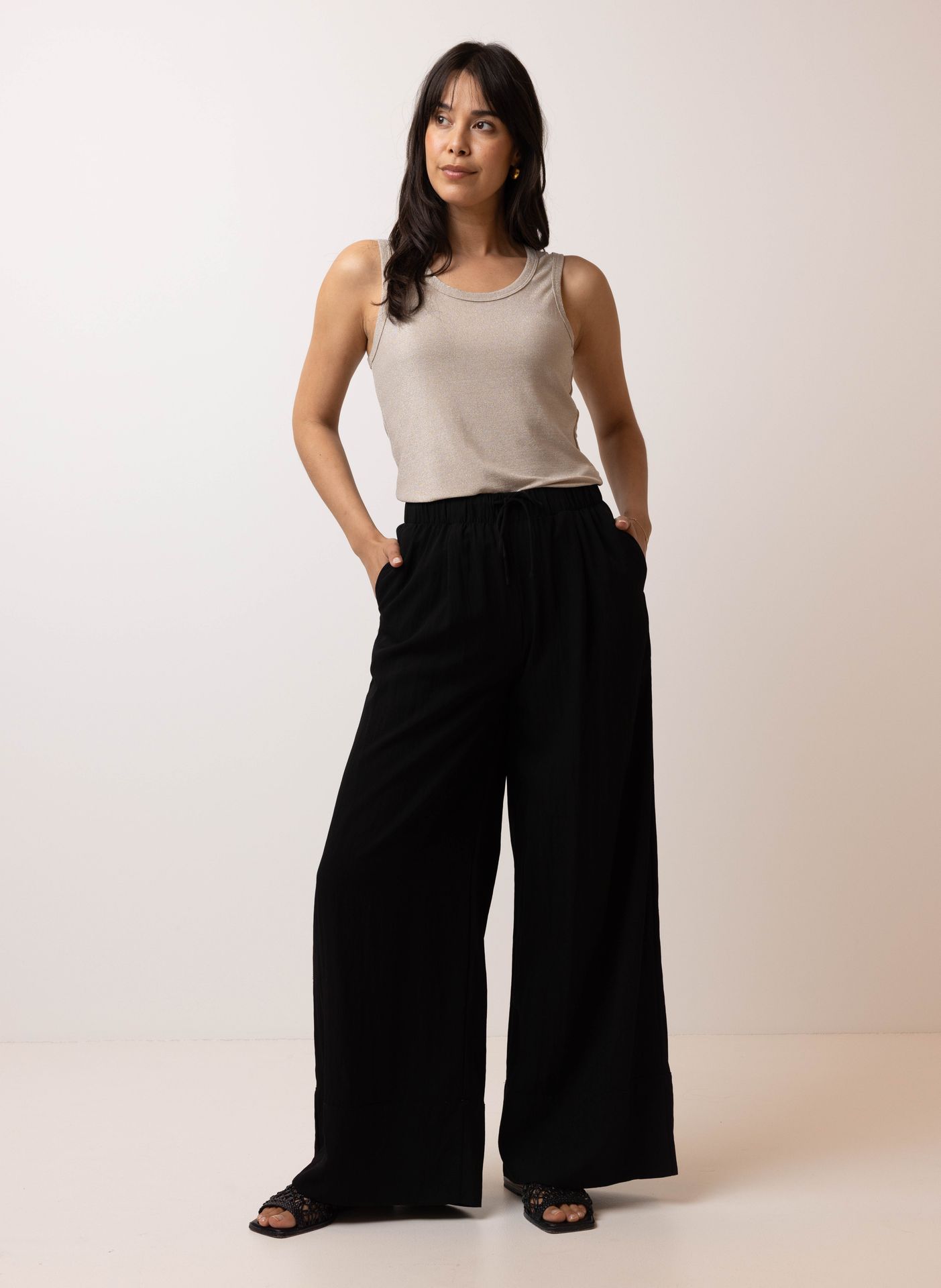 Norah Zandkleurige top met glans sand 217154-110
