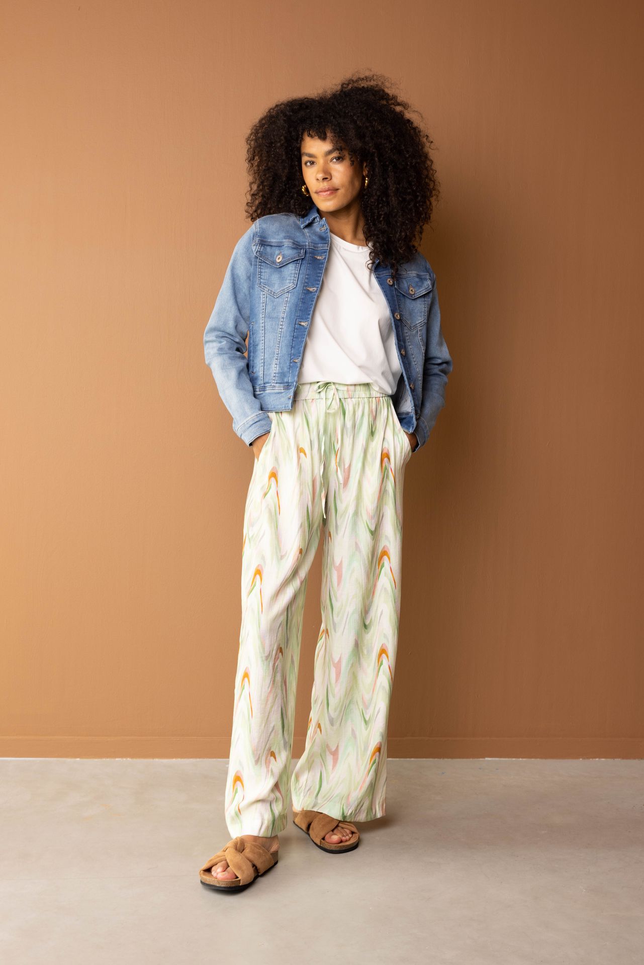 Norah Meerkleurige wijde broek met kleurrijk patroon green multicolor 217160-520