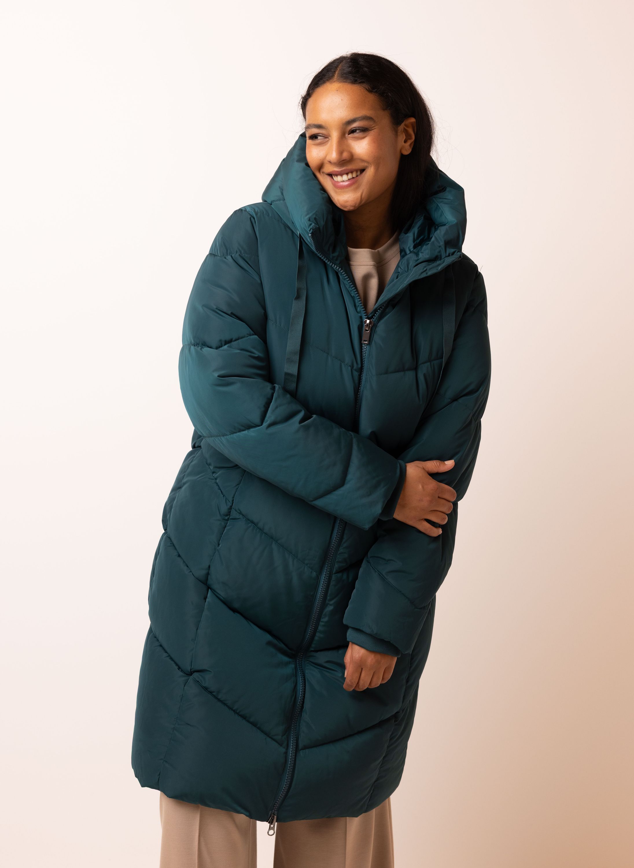 Norah Petrolblauwe jas met gestikt  patroon teal 217182-666