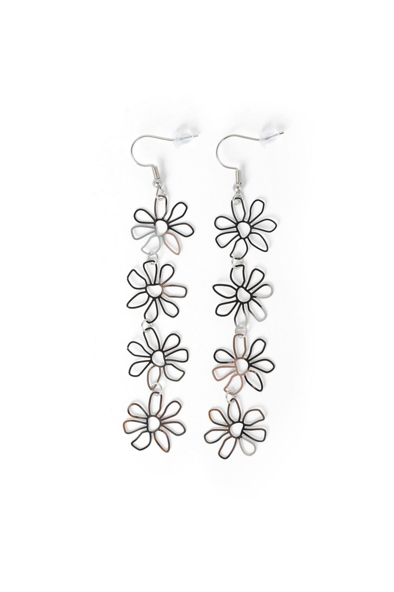 Norah Zilverkleurige oorbellen met bloemen silver 217202-099