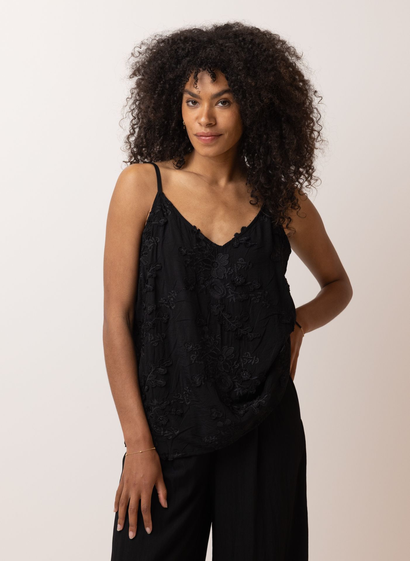 Norah Zwarte top met borduursels black 217305-001-42