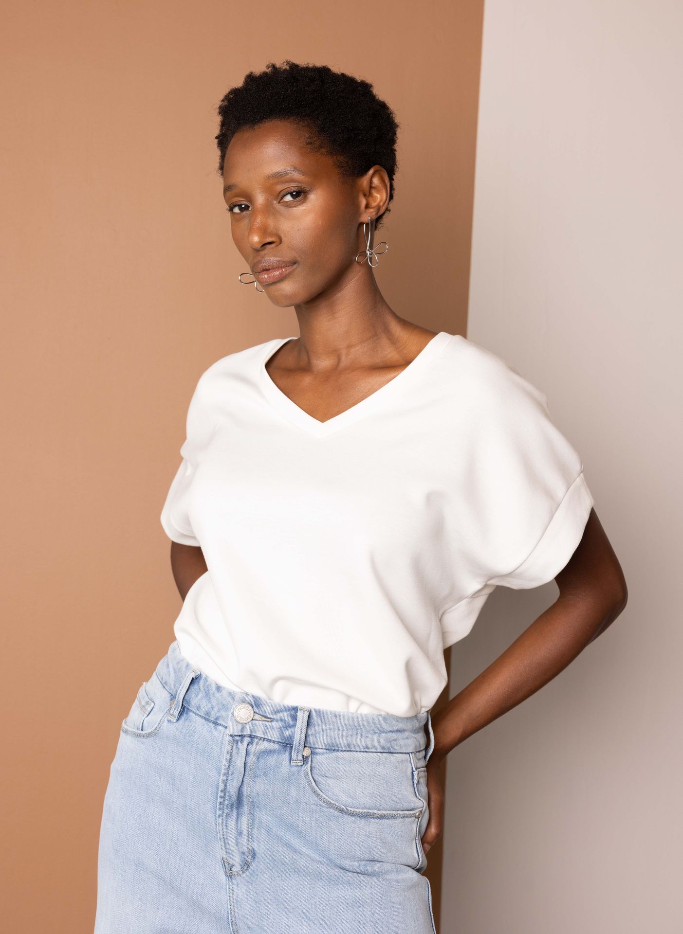 Norah Off-white shirt met V-hals off-white 217444-101-42
