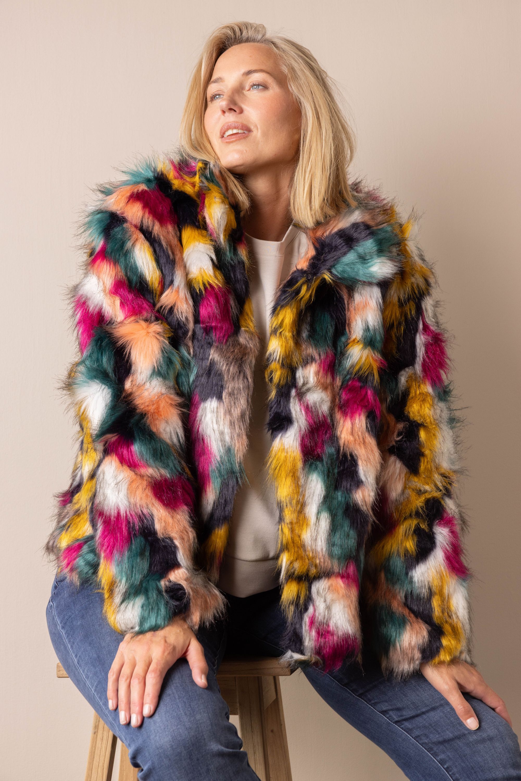 Norah Kleurrijk jasje van imitatiebont multicolor 217464-002-44 Norah Kleurrijk jasje van imitatiebont multicolor 217464-002-44