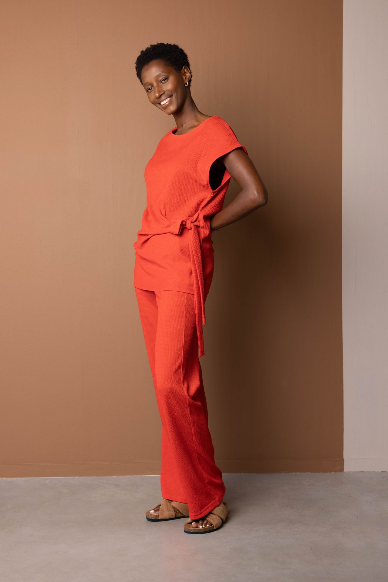 Norah Rode wijde broek met elastische tailleband red 217479-600-46