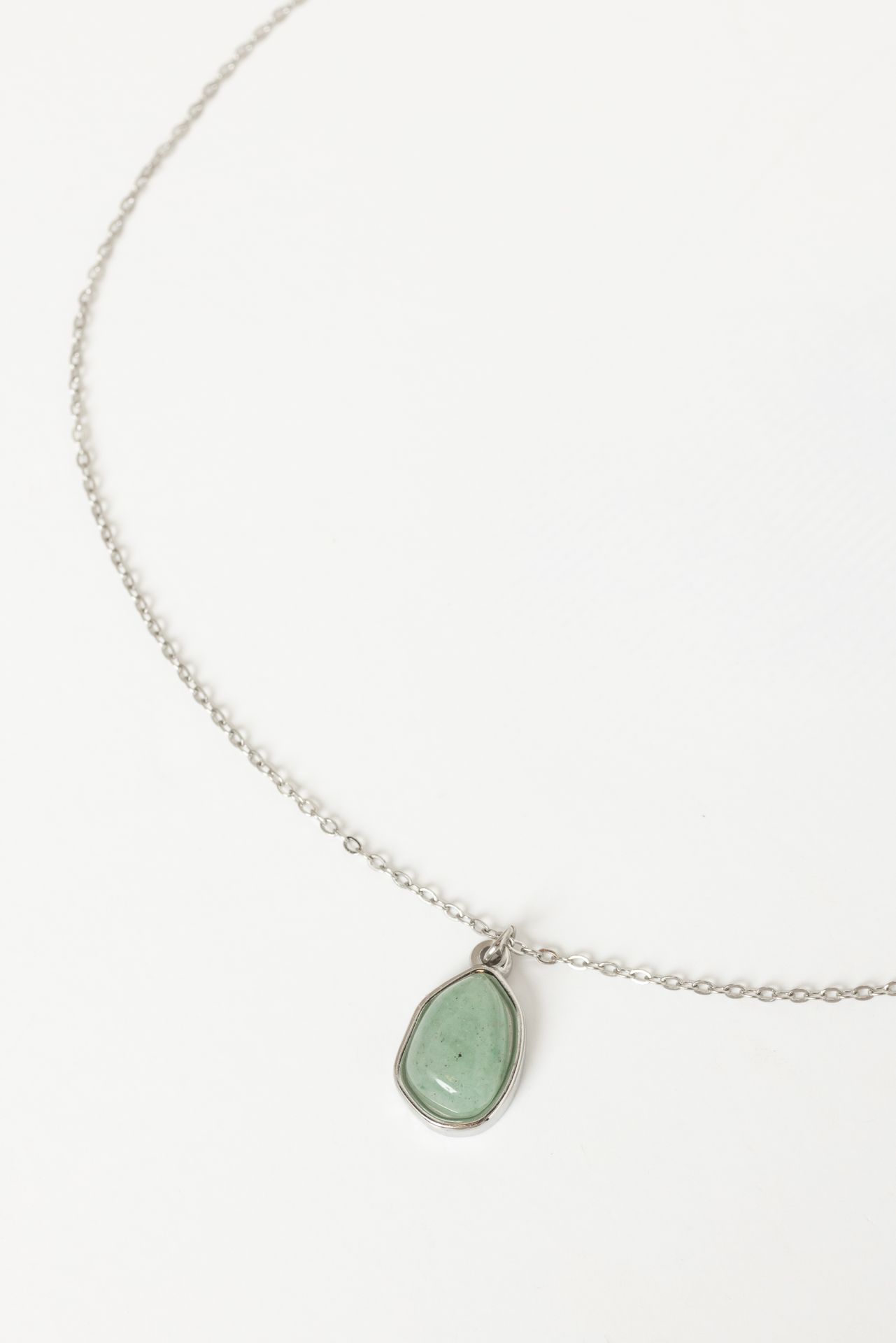 Norah Zilverkleurige ketting met groene steen silver multicolor 217500-093-ONE