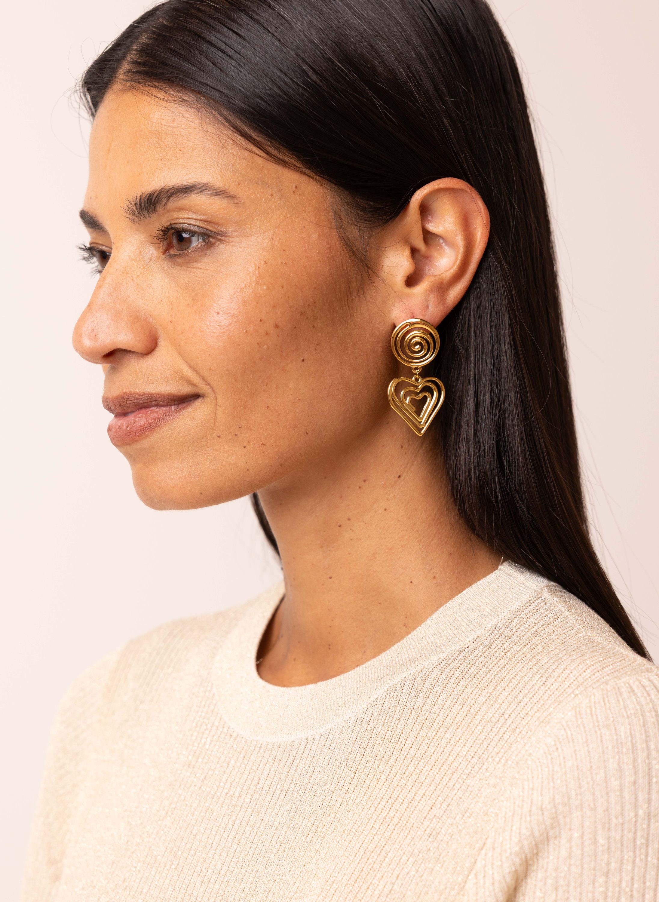 Norah Zilverkleurige oorbellen spiraal en hart gold 217511-199-ONE