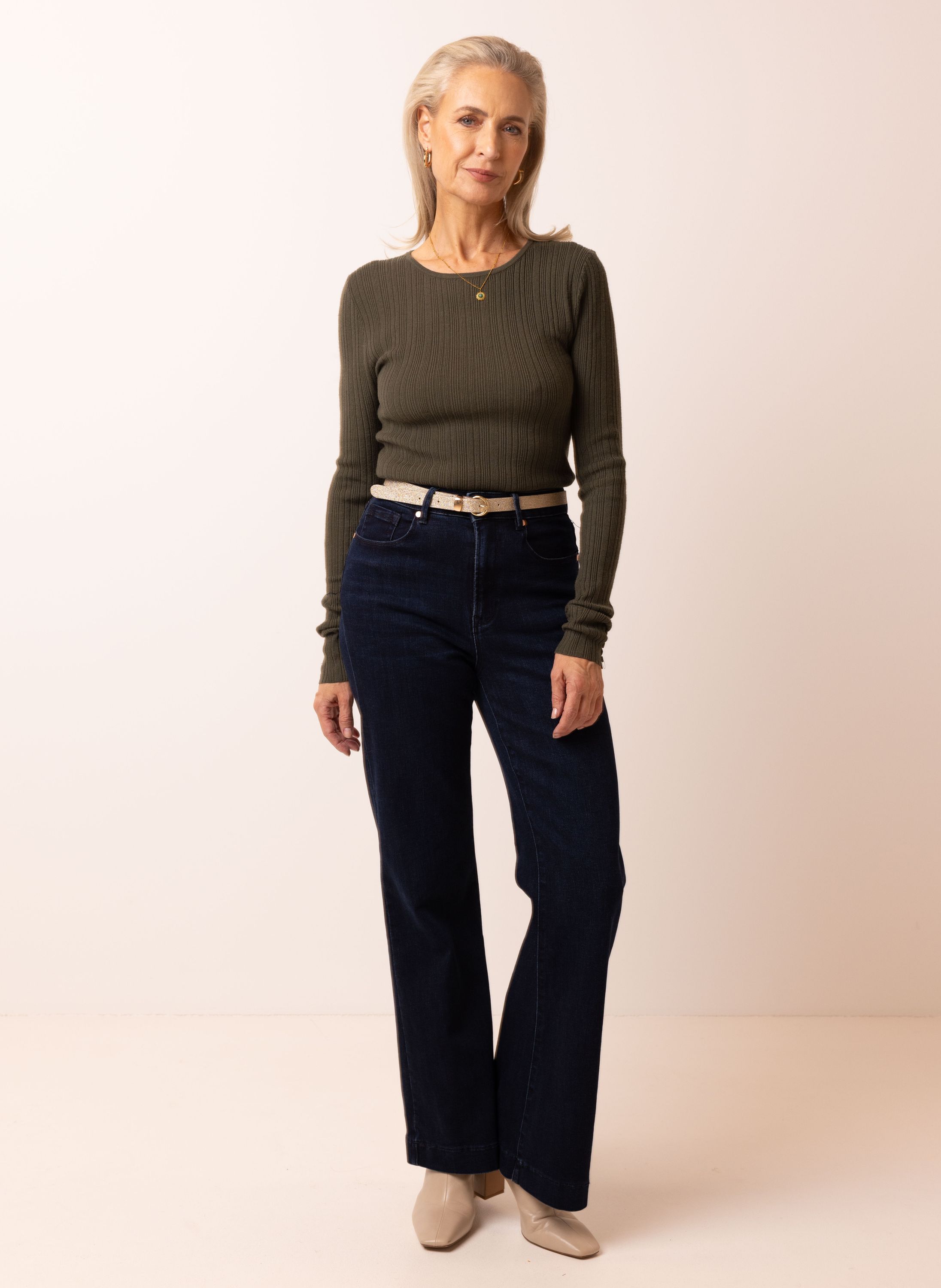 Norah Donkergroen shirt van geribde stof dark army 217566-580-34