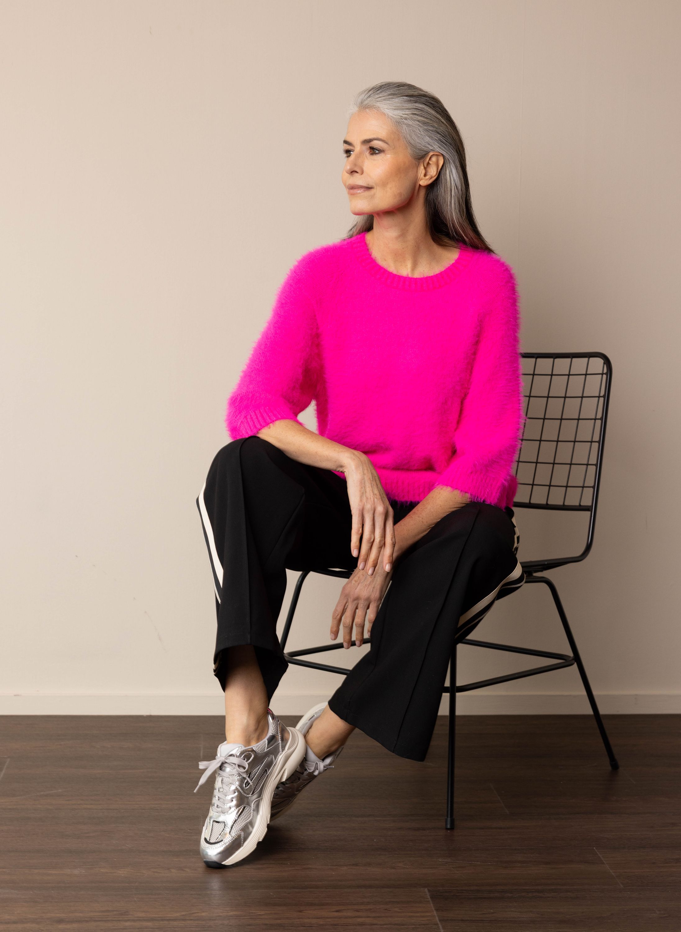 Norah Gebreide zachte roze trui neon pink 217578-916-46-48 Norah Gebreide zachte roze trui neon pink 217578-916-46-48