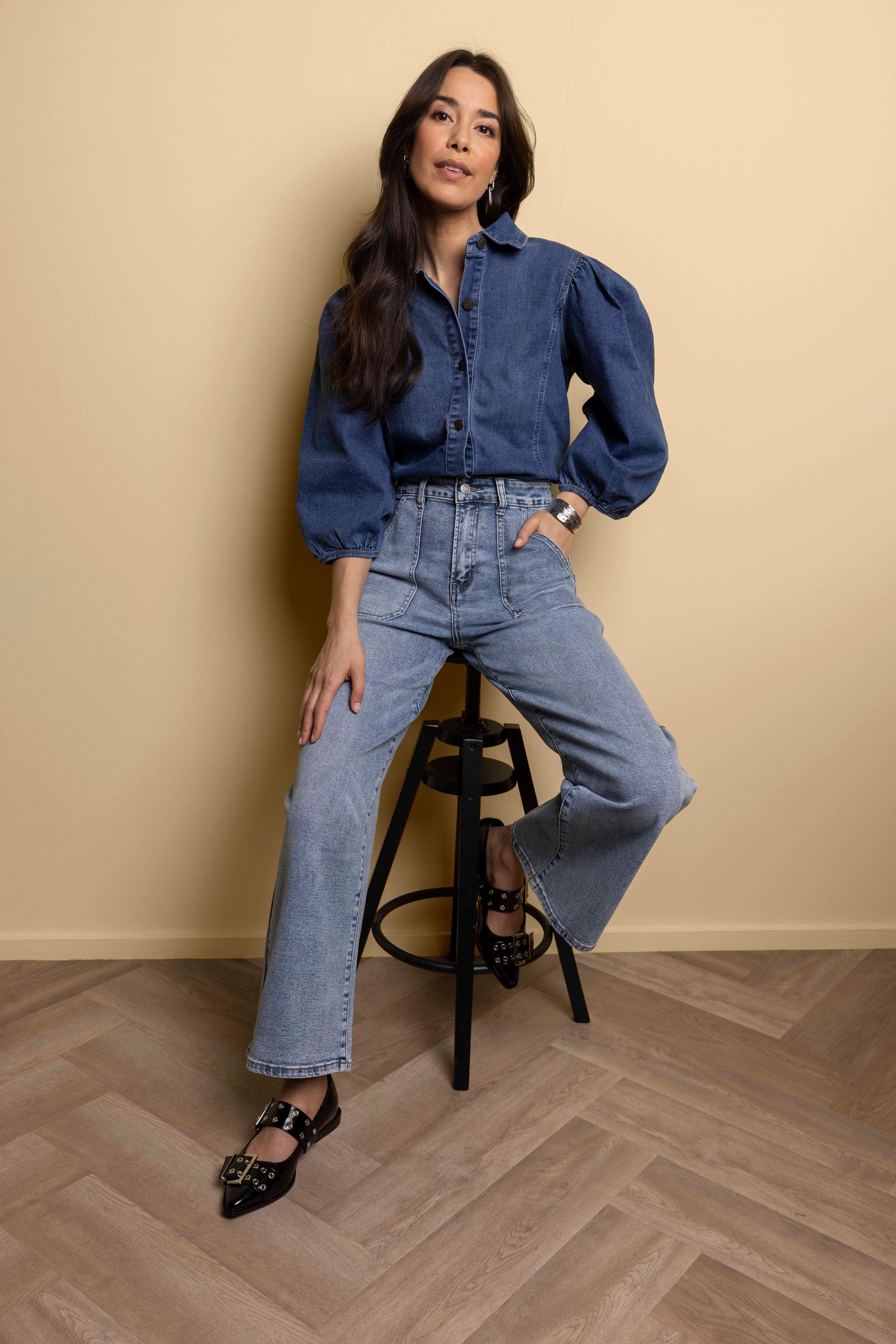 Norah Blauwe denim blouse met ballonmouwen mid denim 217588-479-34