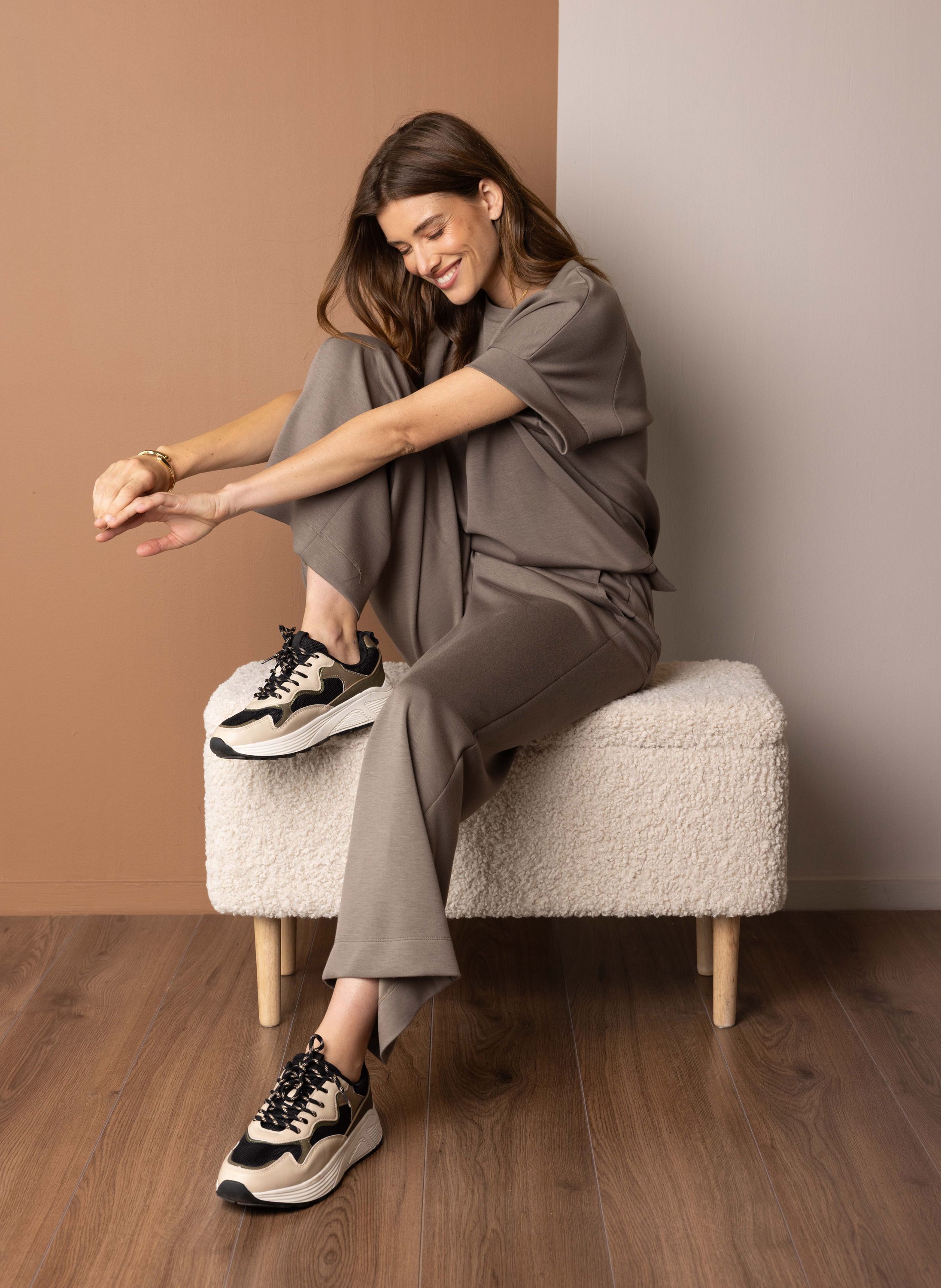 Norah Taupe rechte broek met elastische tailleband taupe 217591-204-36