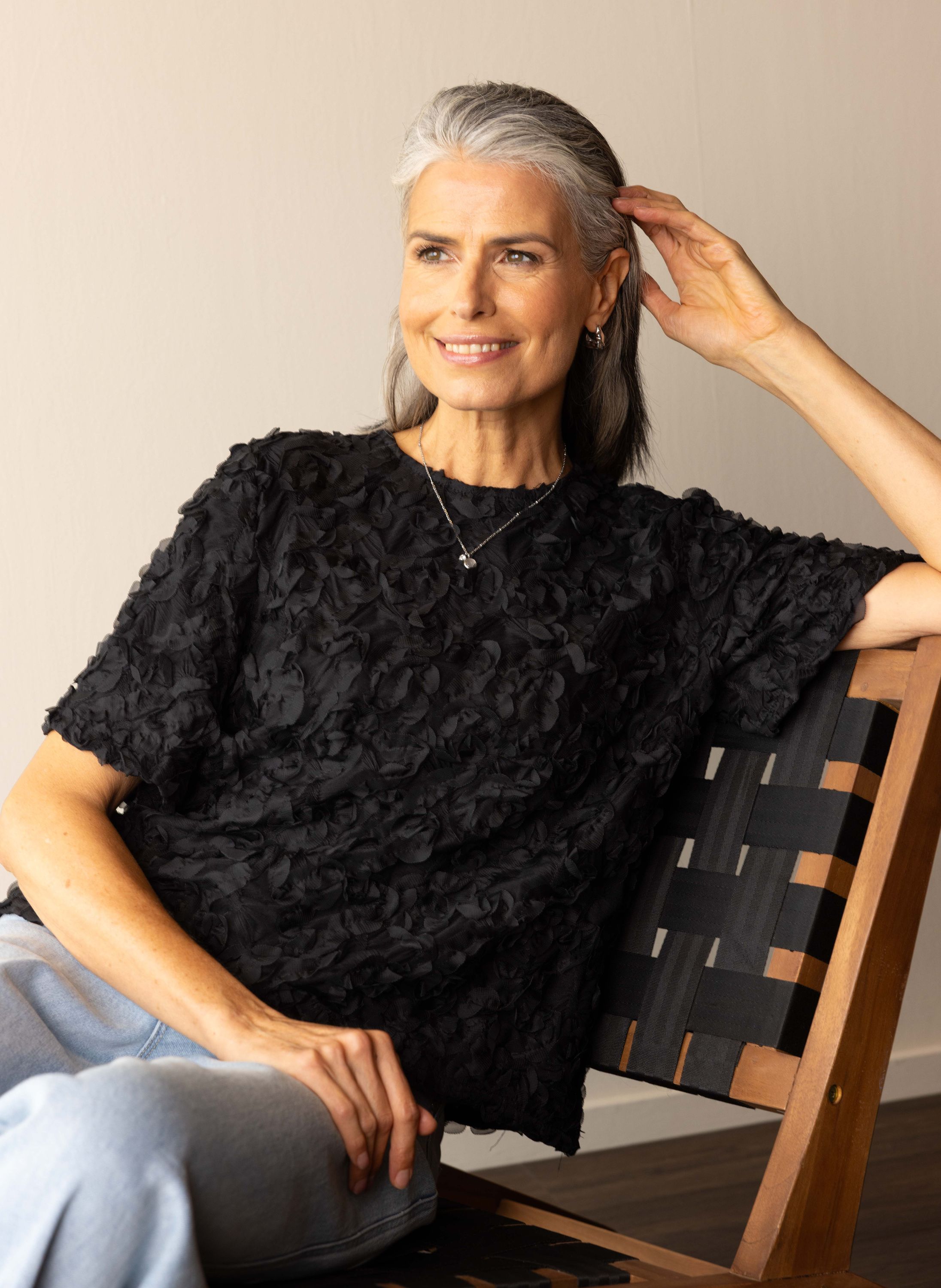 Norah Zwart shirt met bloemenstructuur black 217621-001-34