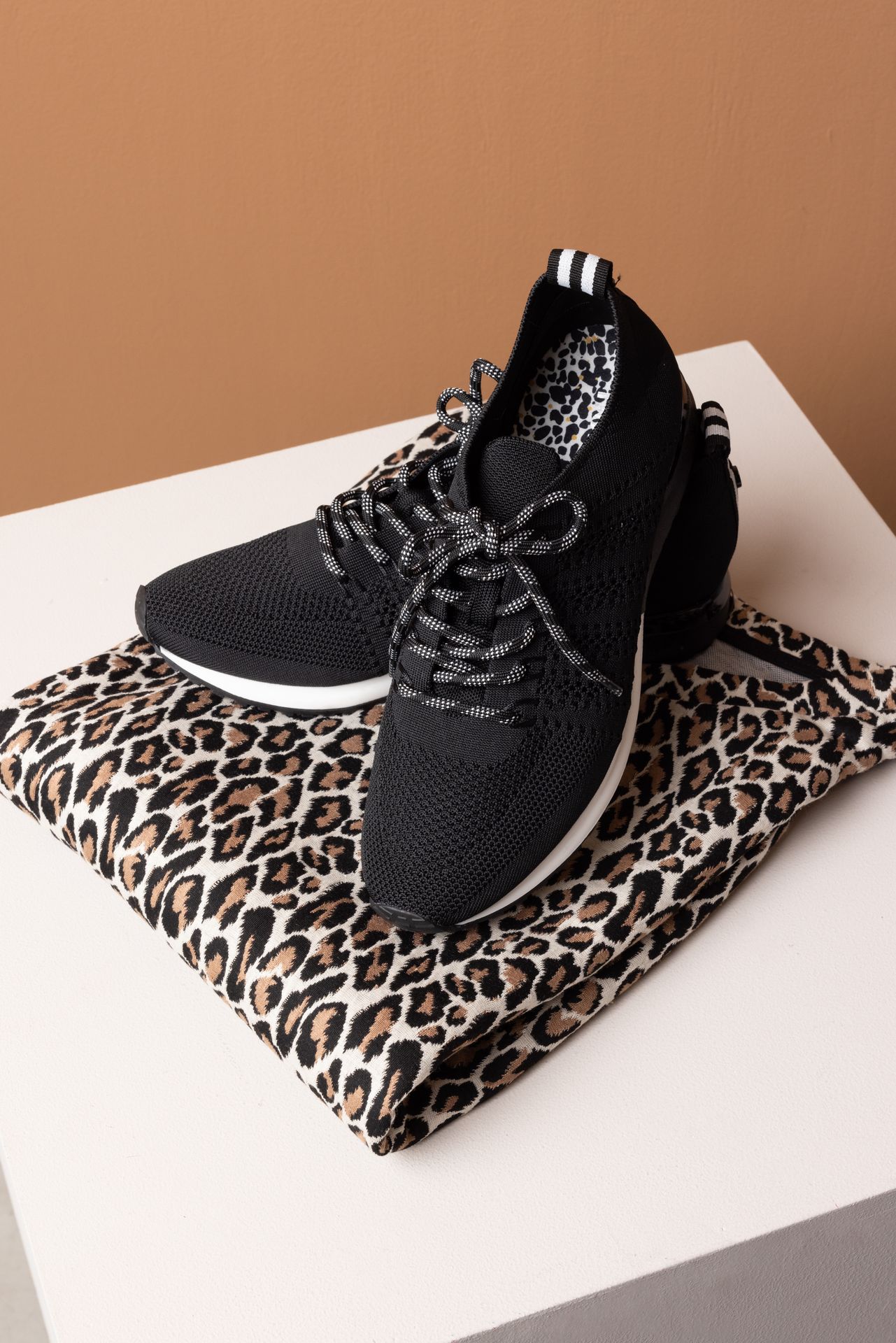 Norah Zwarte sneaker black 217711-001-41