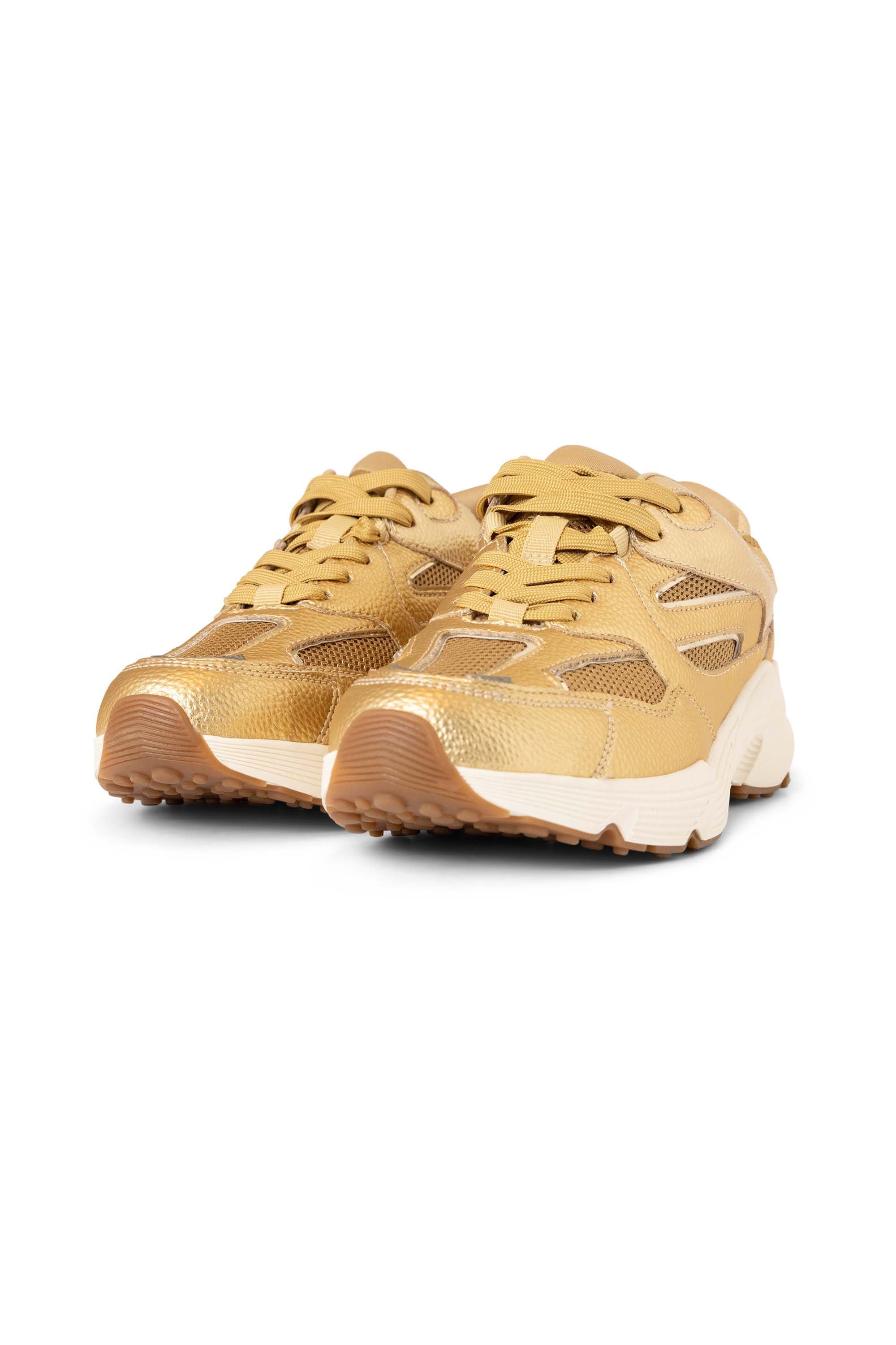 Norah Goudkleurige sneaker met glans gold 217713-199-38 Norah Goudkleurige sneaker met glans gold 217713-199-38