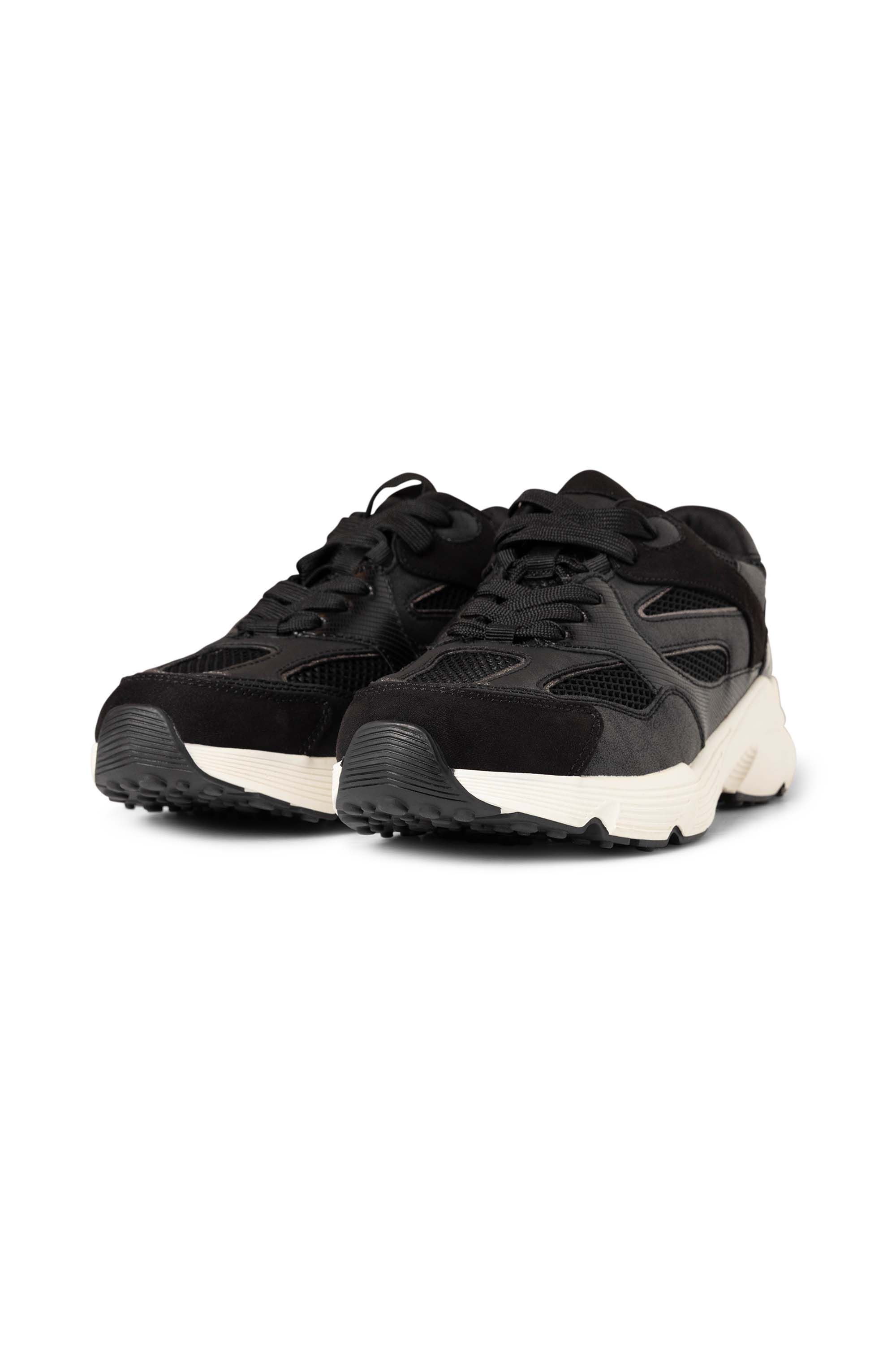 Norah Zwarte sneaker met witte zool black 217714-001-38