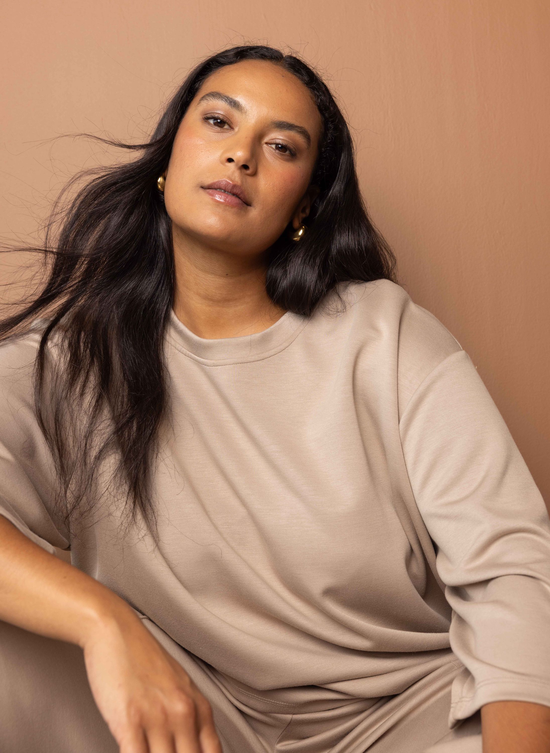 Norah Zandkleurig shirt met ruime pasvorm sand 217729-110-36