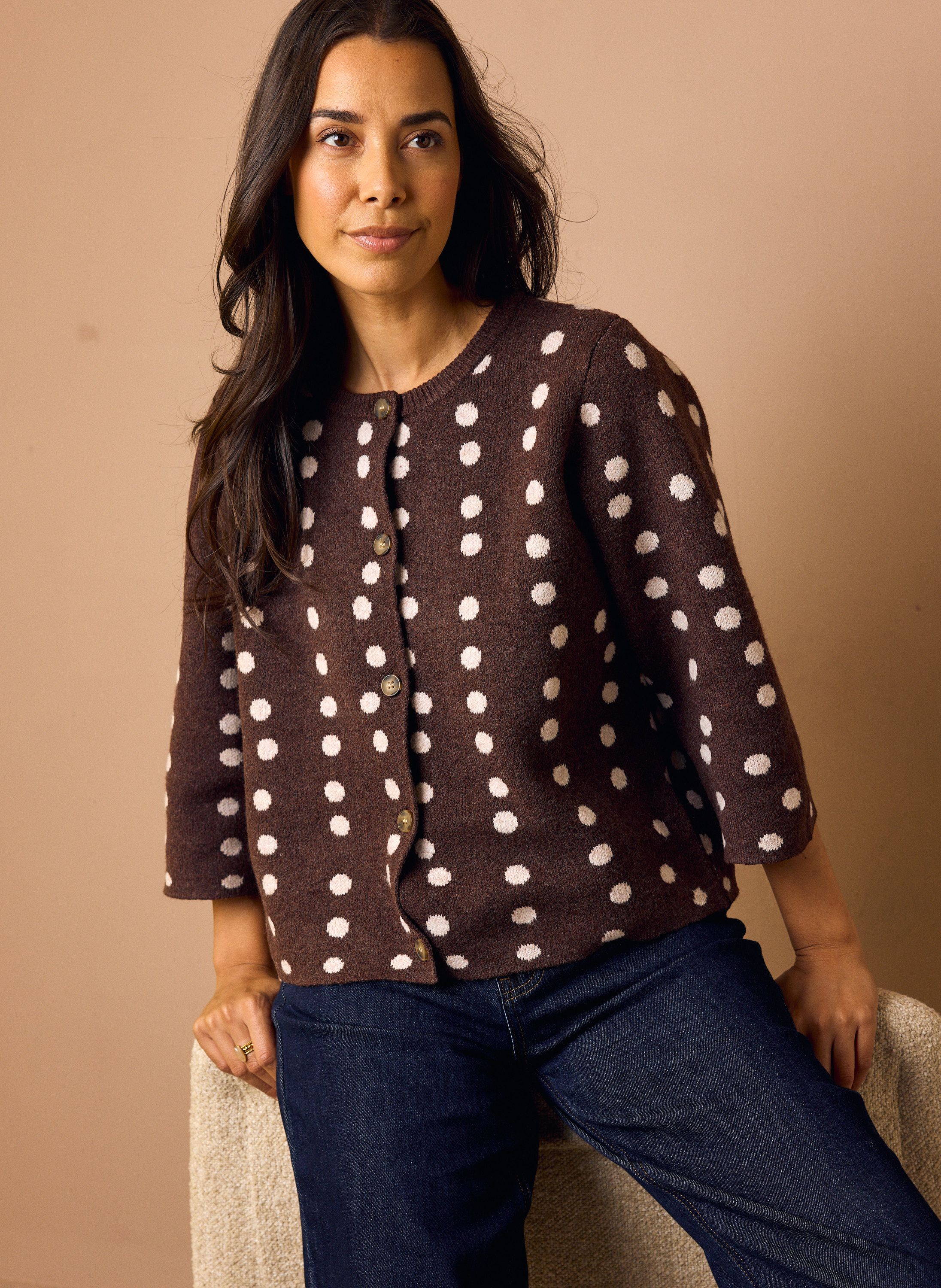 Norah Bruin gebreid vest met polkadots brown/ecru 217731-241