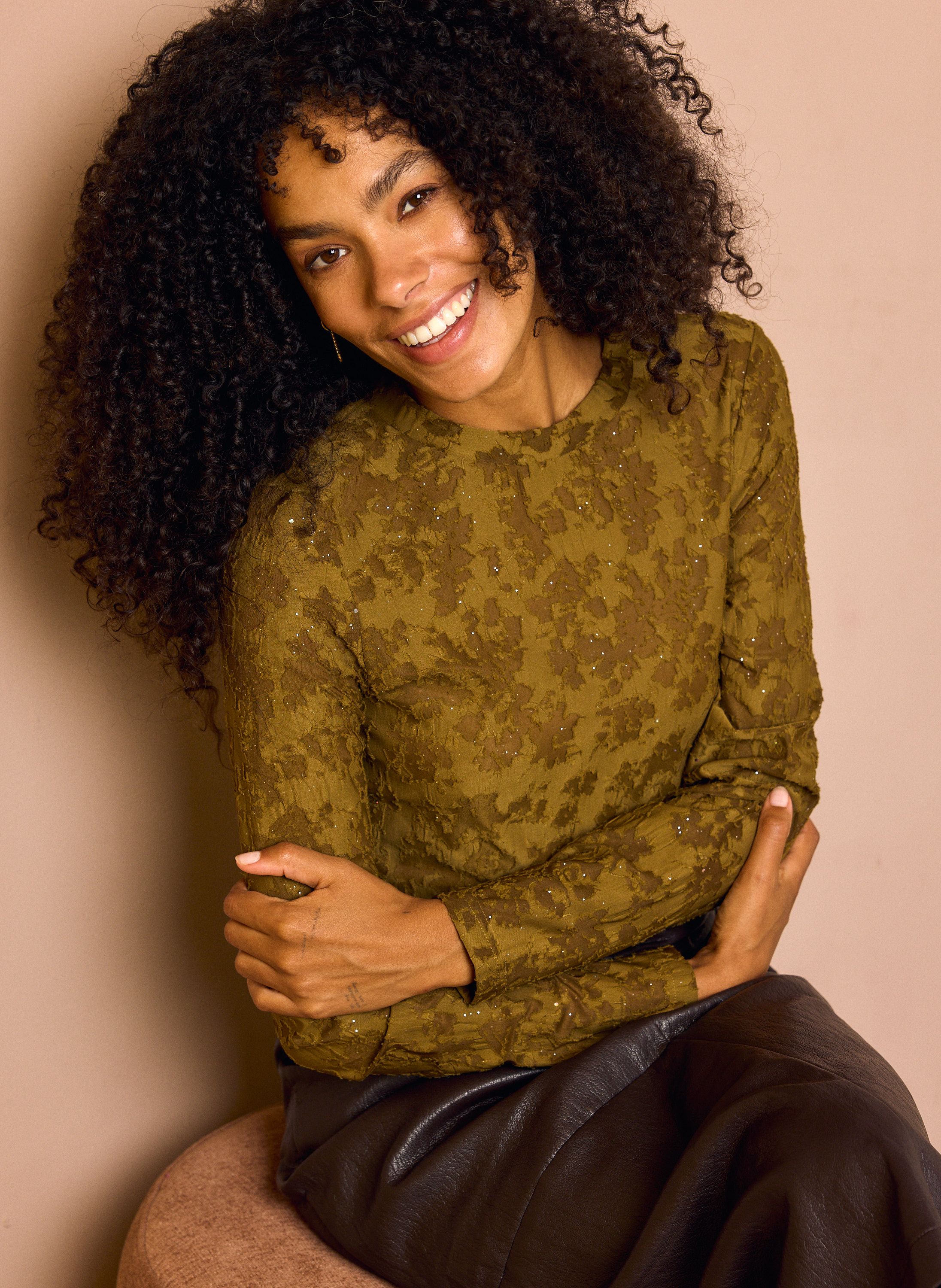 Norah Groen shirt met structuur en strass steentjes olive green 217775-594