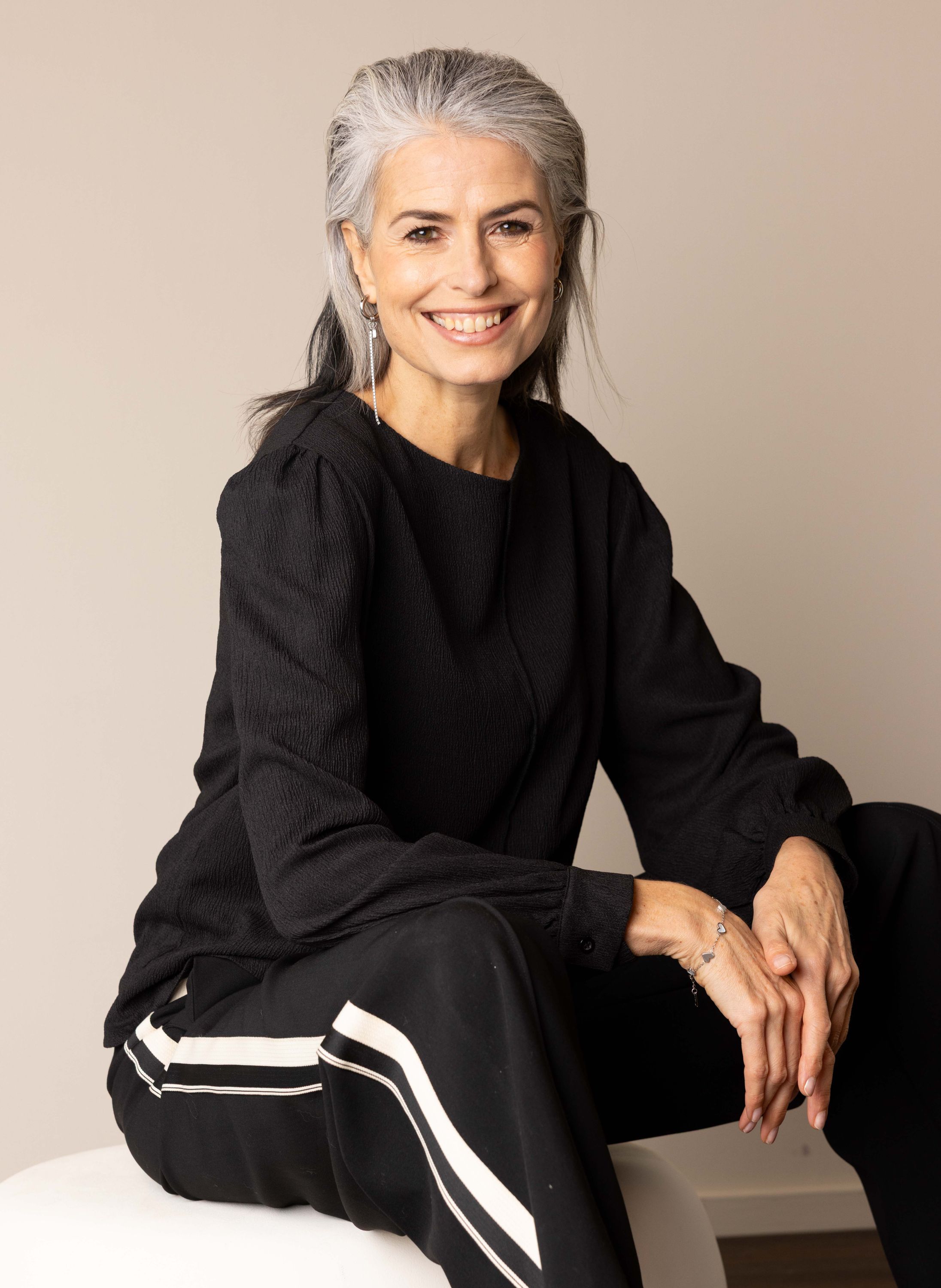 Norah Zwart shirt met pofmouwen black 217778-001-36 Norah Zwart shirt met pofmouwen black 217778-001-36