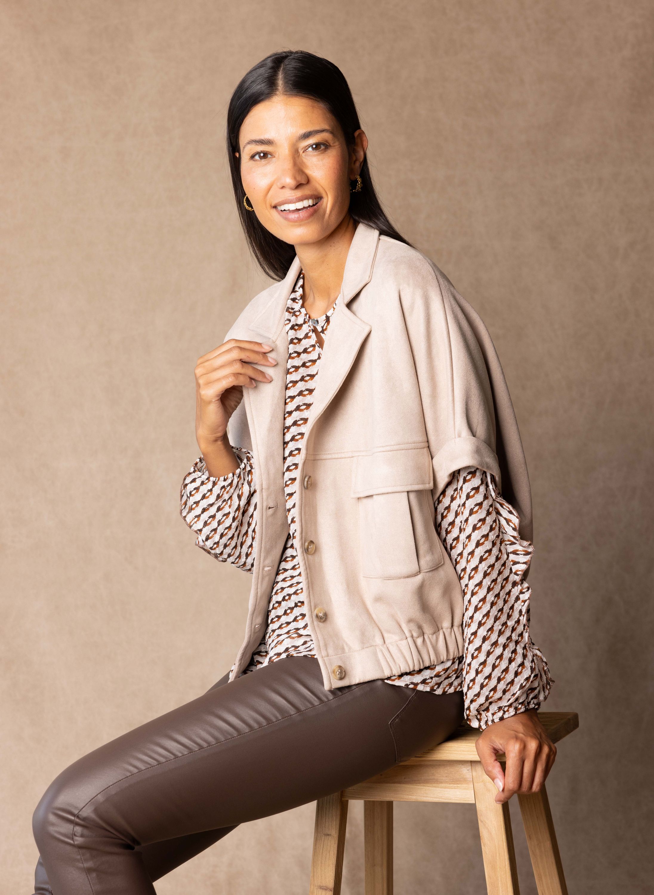 Norah Lichtbruin gilet van suedine pebble stone 217780-055-38-40