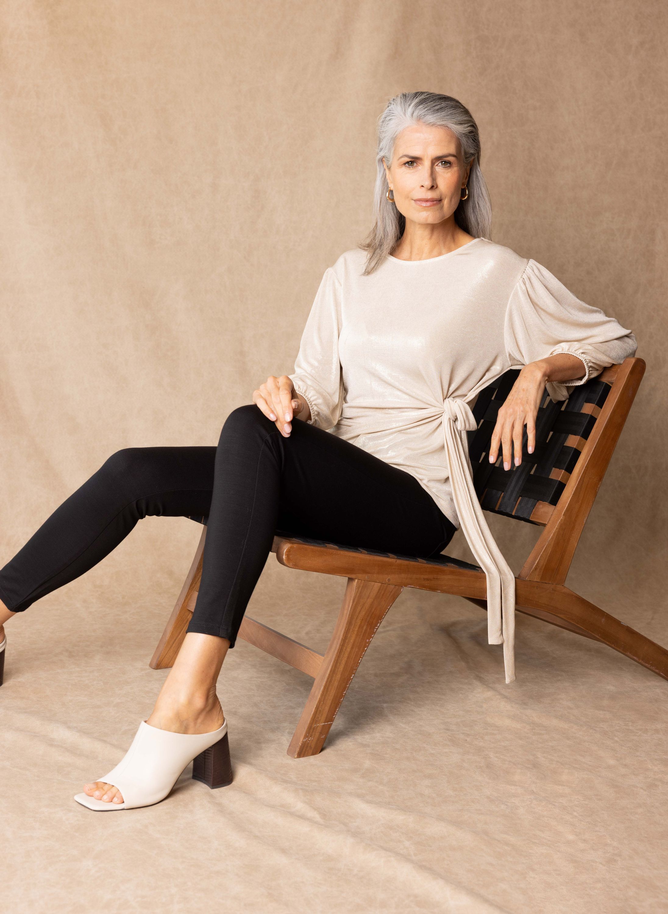 Norah Champagnekleurig shirt met strik champagne 217872-103-40