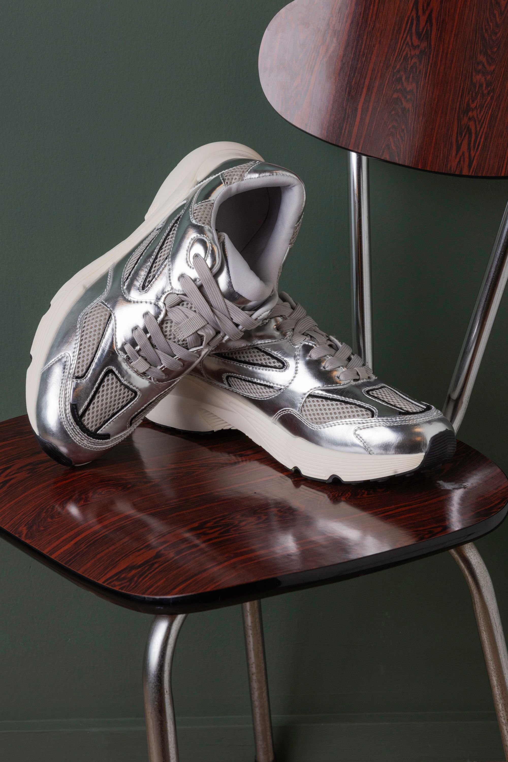 Norah Zilverkleurige sneaker met glans silver 217925-099-39