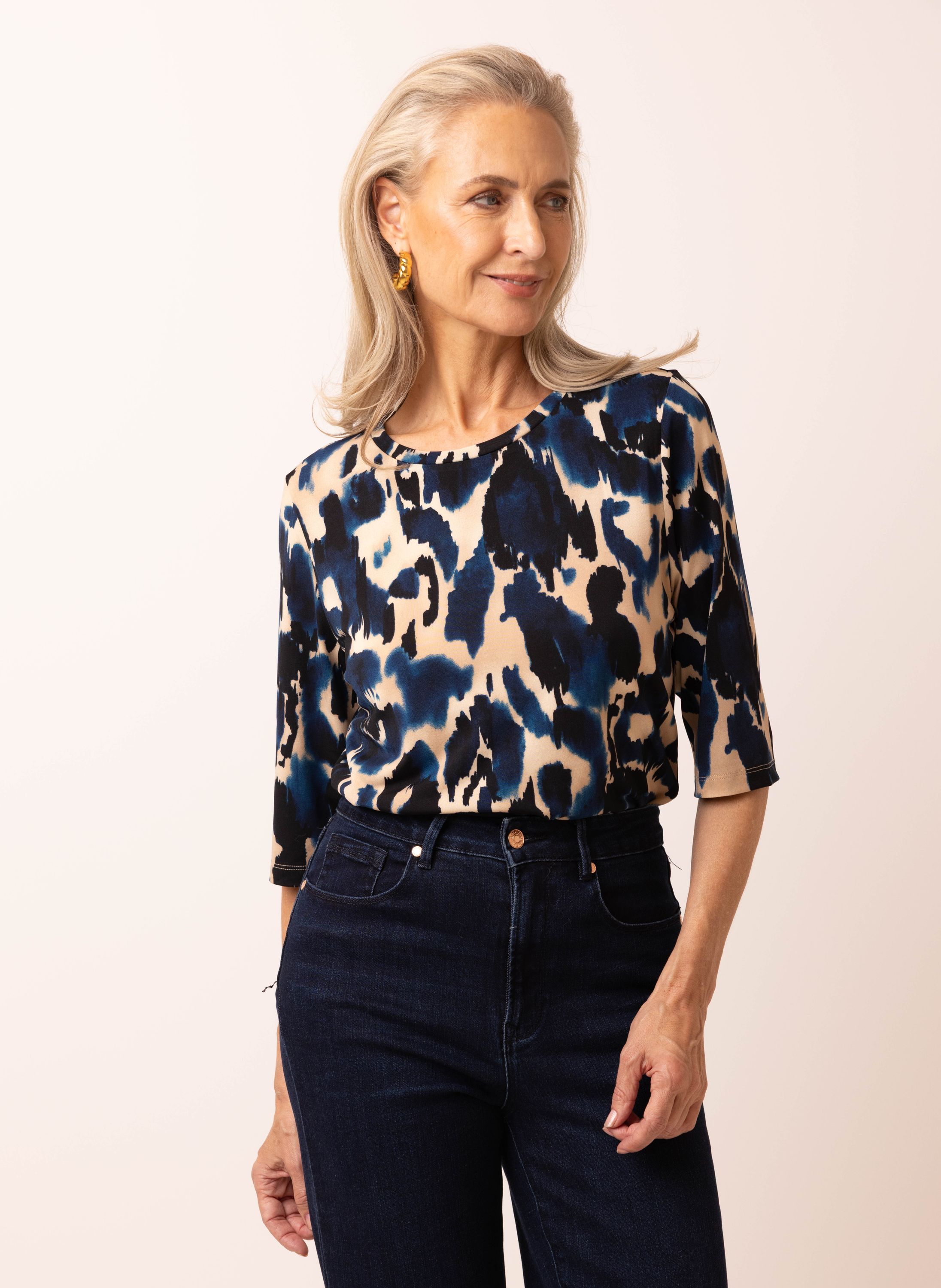 Norah Blauw shirt met dierenprintdessin blue multicolor 217936-420-34