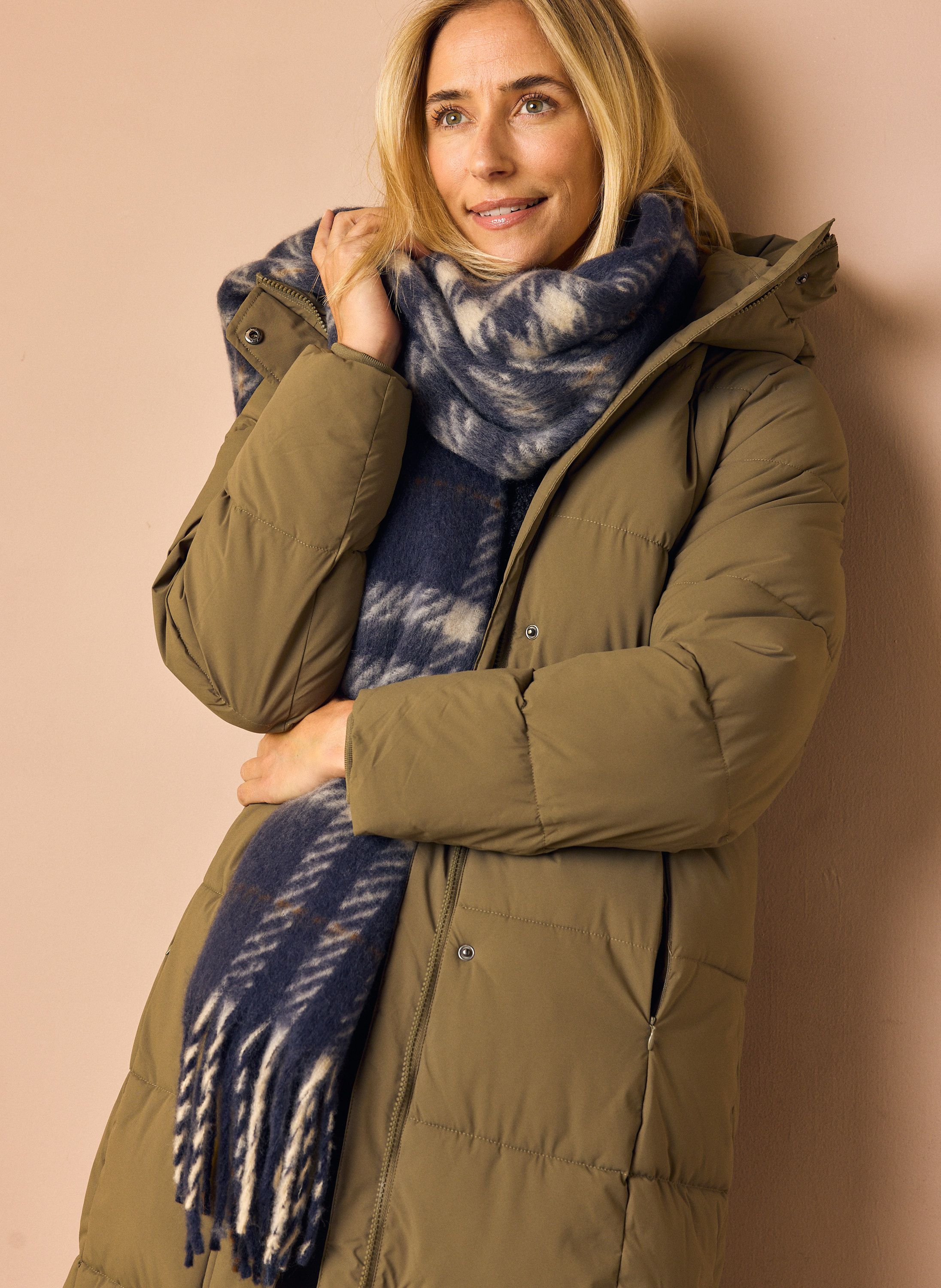 Norah Donkerblauwe geruite gebreide sjaal dark blue multicolor 217950-491
