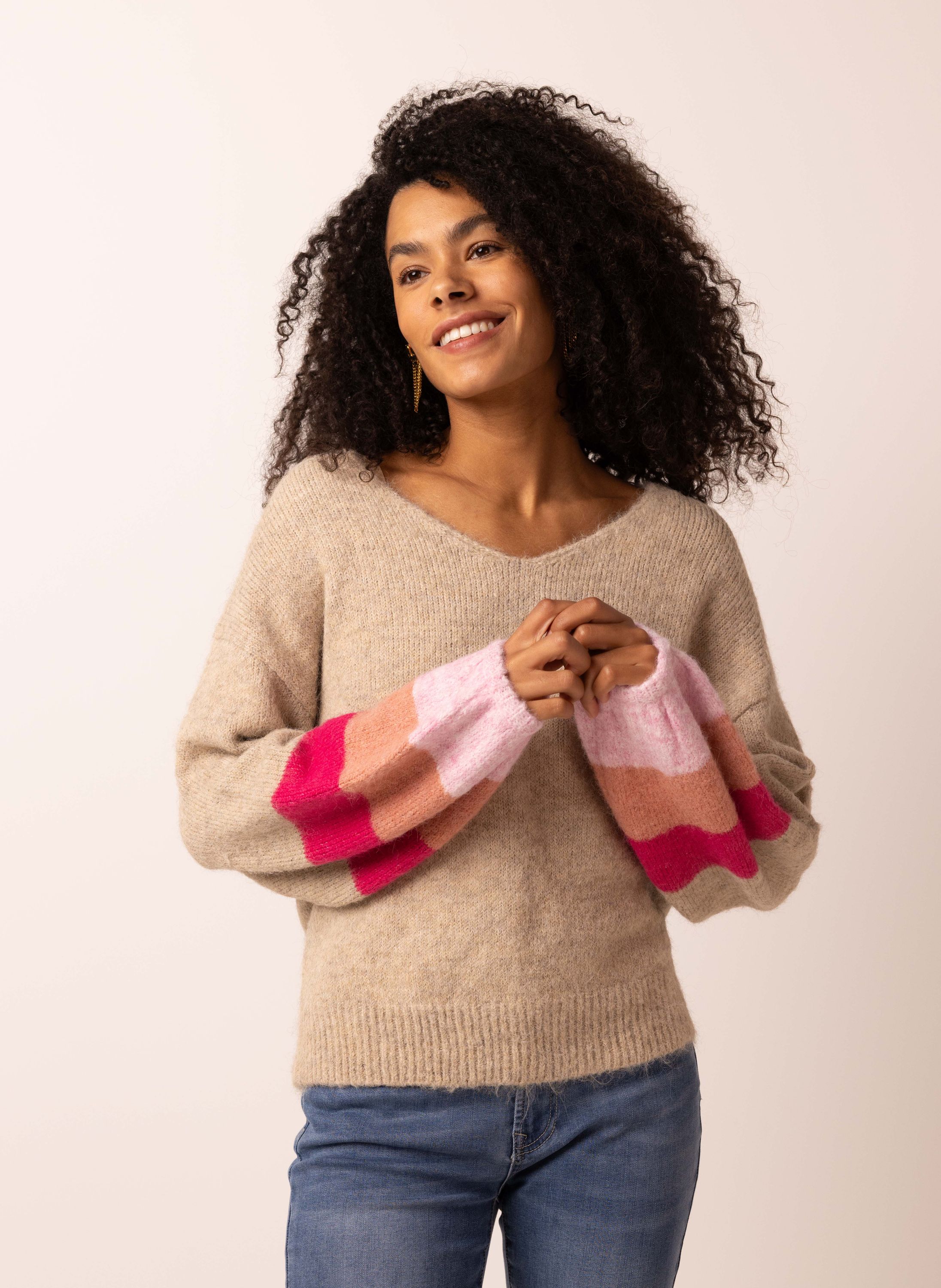 Norah Zandkleurige gebreide trui met roze details sand multicolor 217968-121-34-36